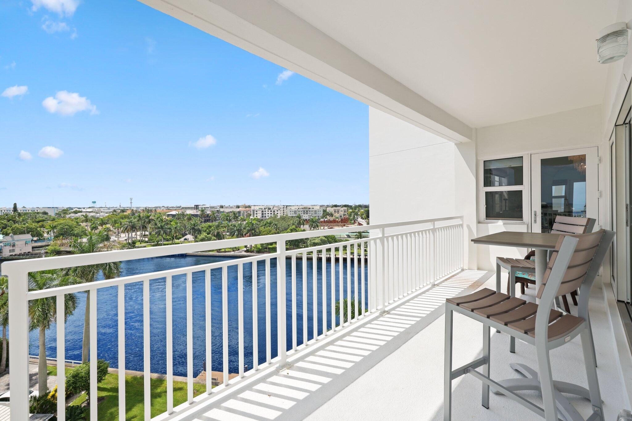 1000 Lowry, Delray Beach FL 33483