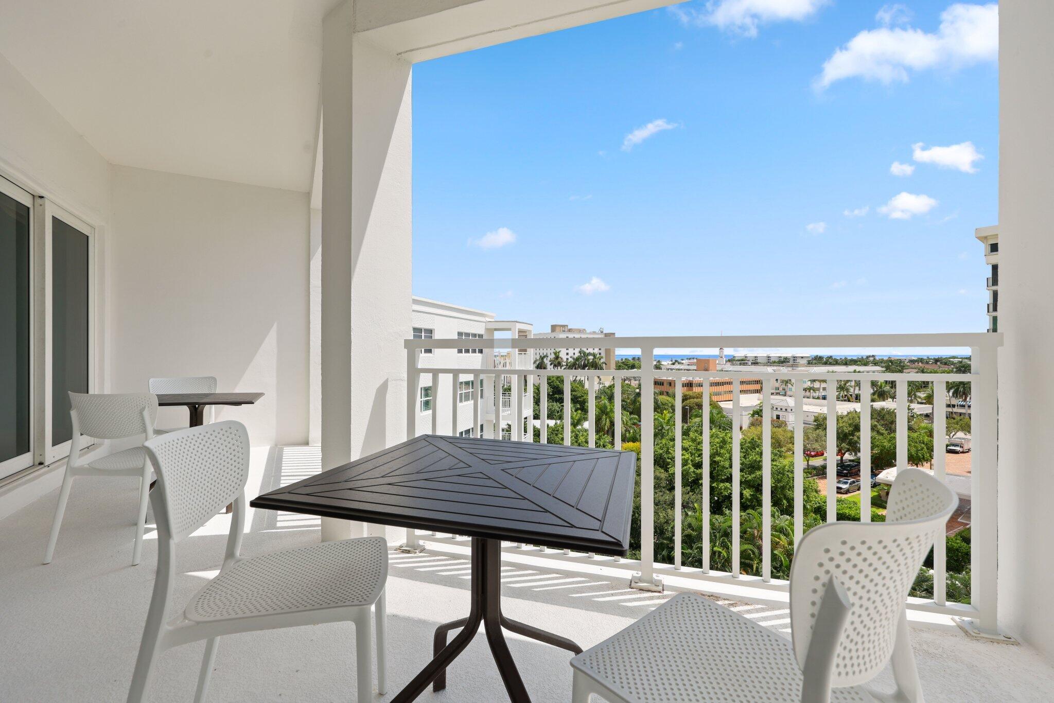 1000 Lowry, Delray Beach FL 33483