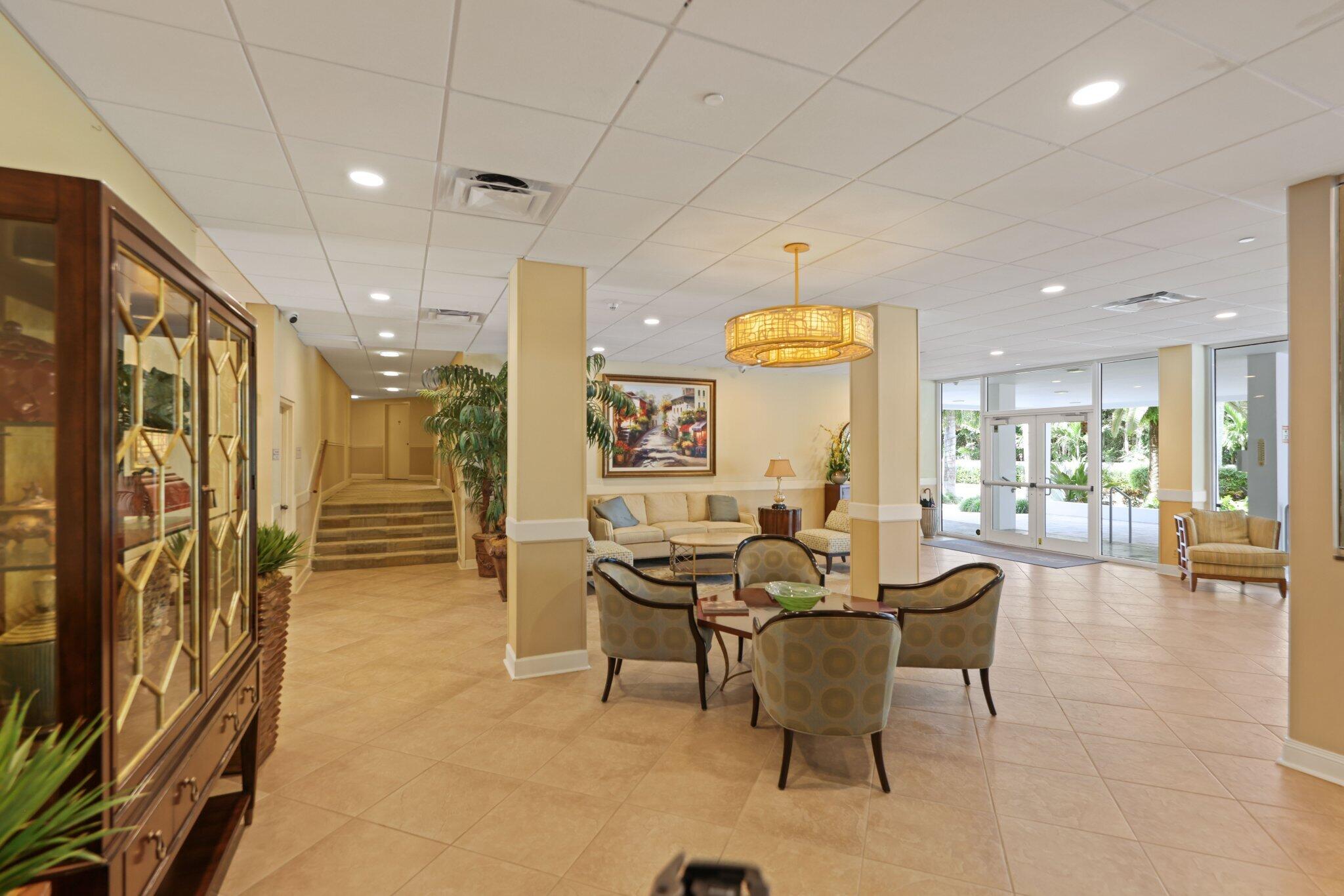 1000 Lowry, Delray Beach FL 33483