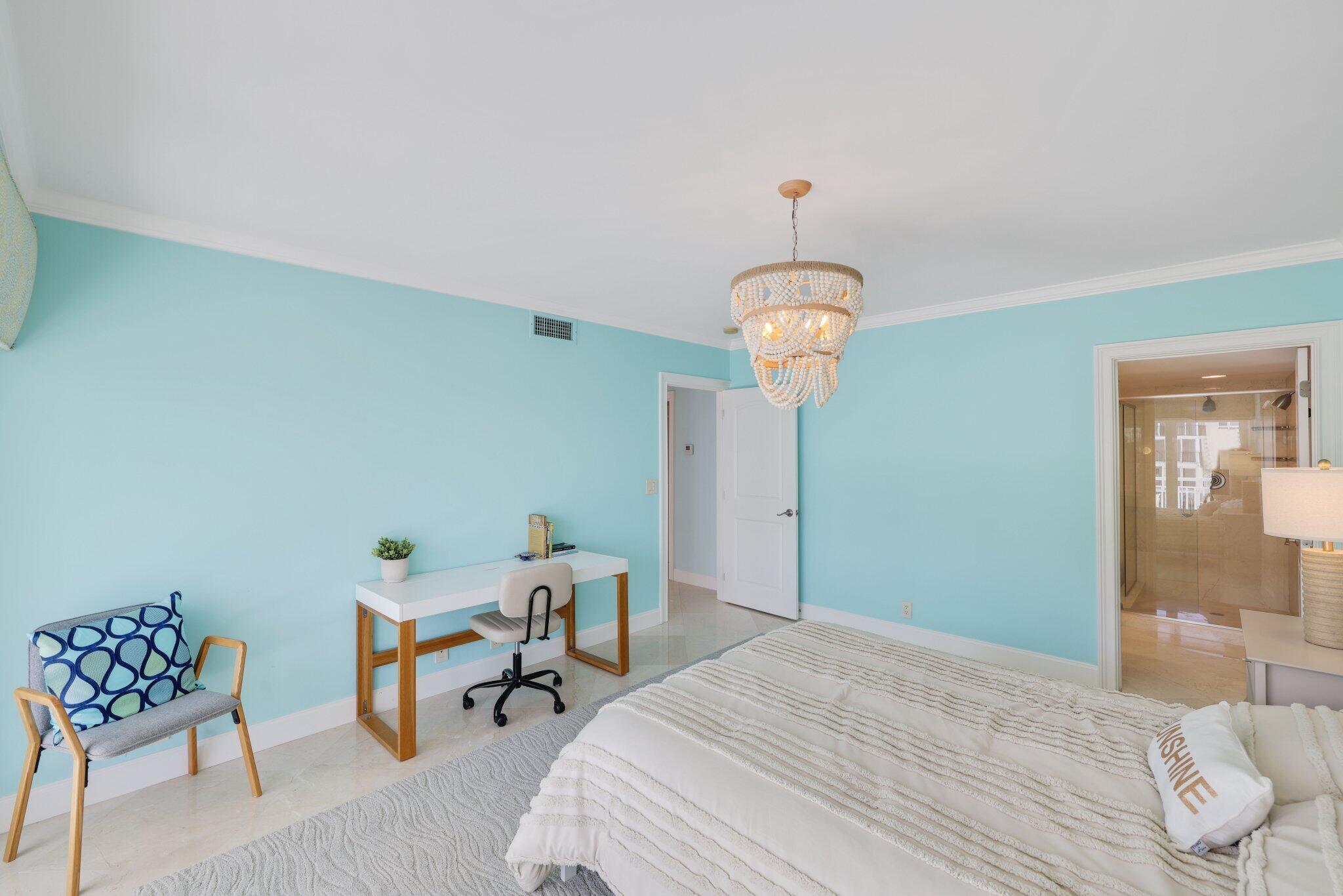 1000 Lowry, Delray Beach FL 33483