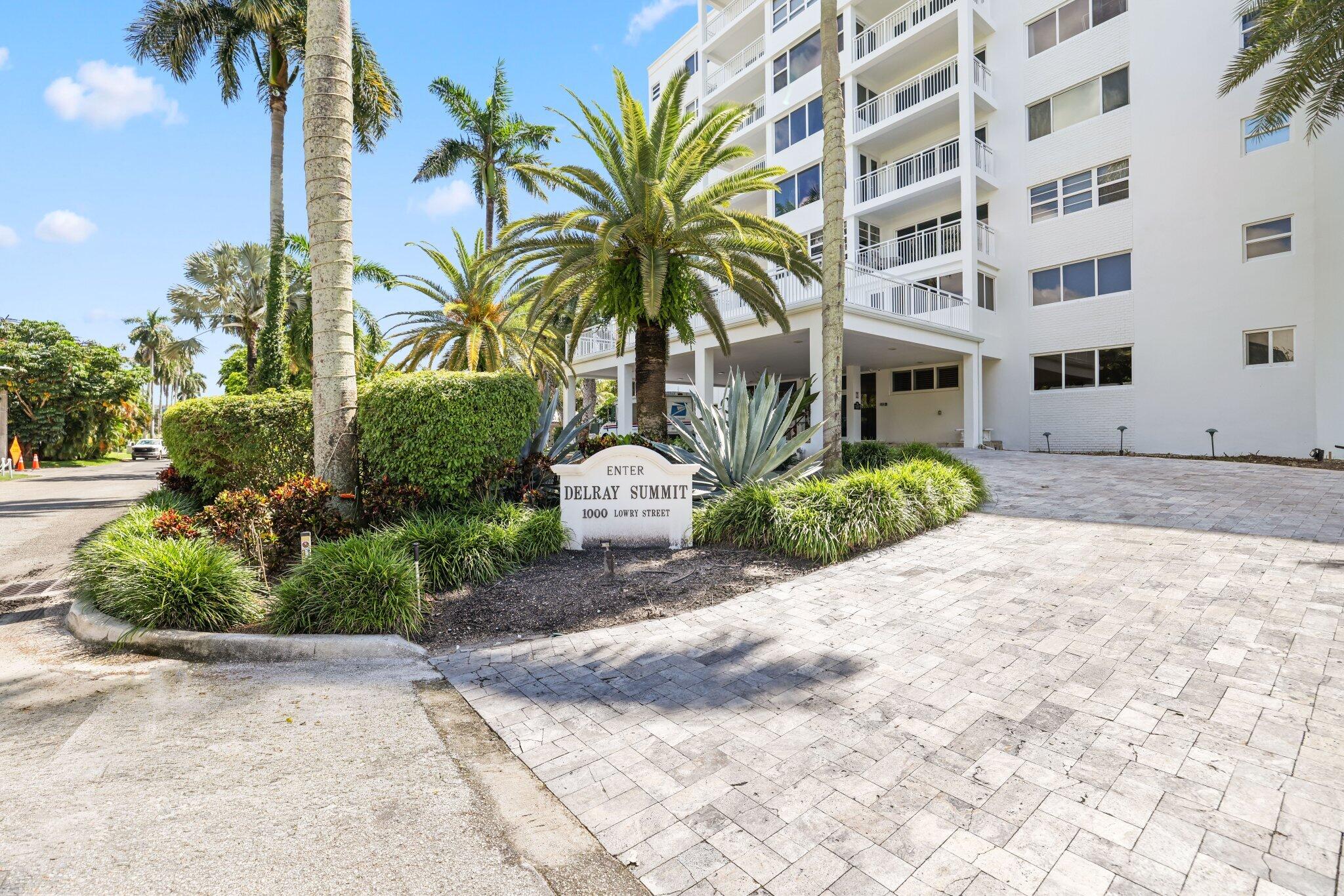 1000 Lowry, Delray Beach FL 33483