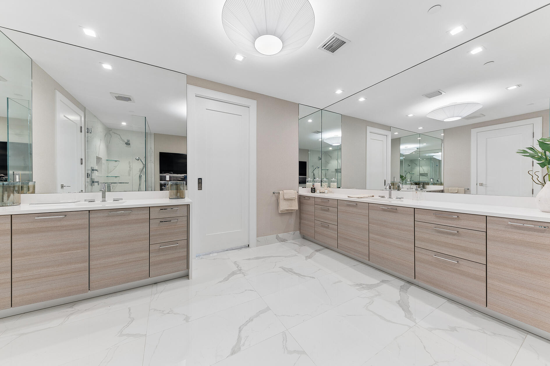 3730 N Ocean #5C, Riviera Beach FL 33404