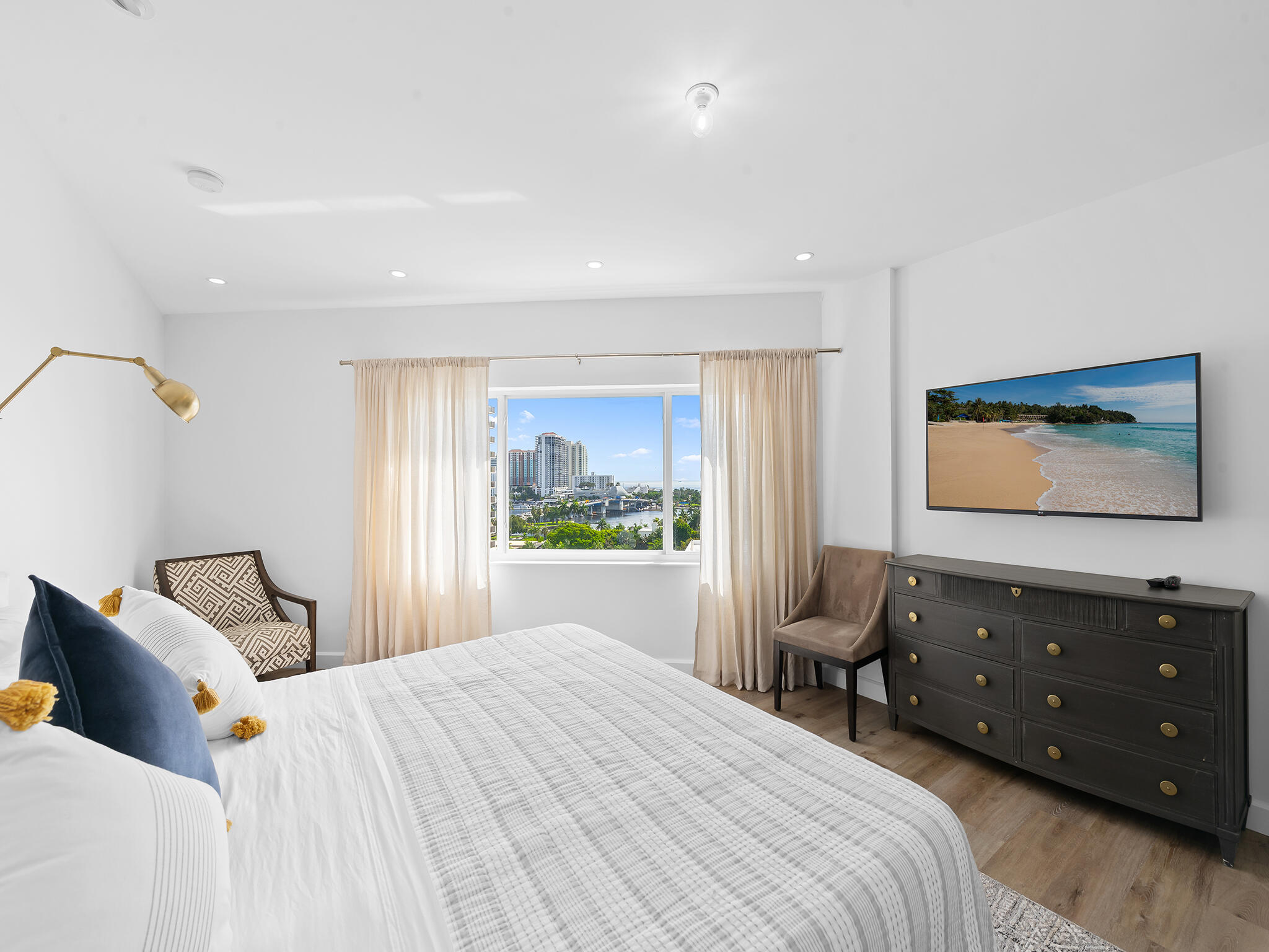 333 SUNSET #801, Fort Lauderdale FL 33301