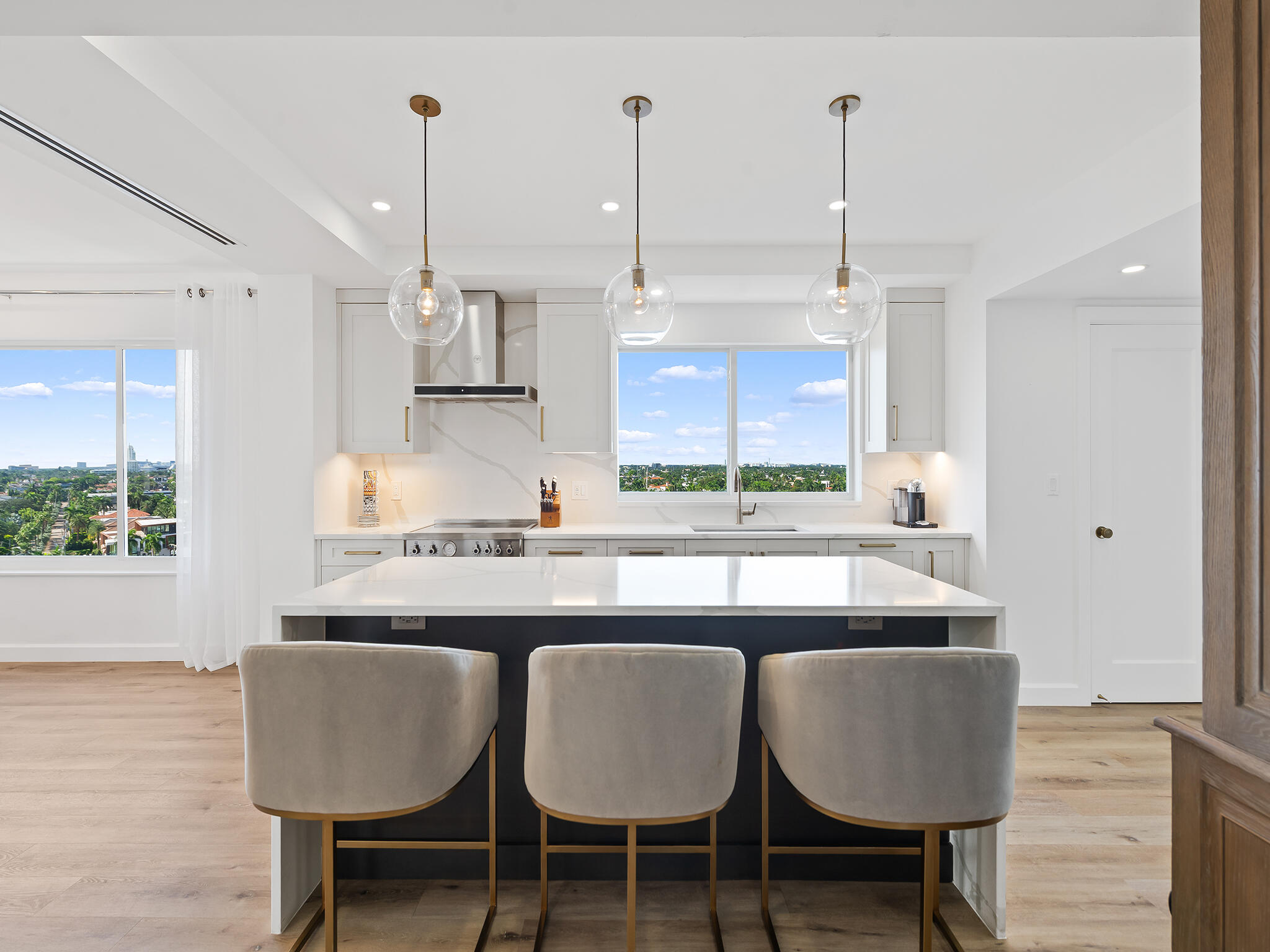 333 SUNSET #801, Fort Lauderdale FL 33301