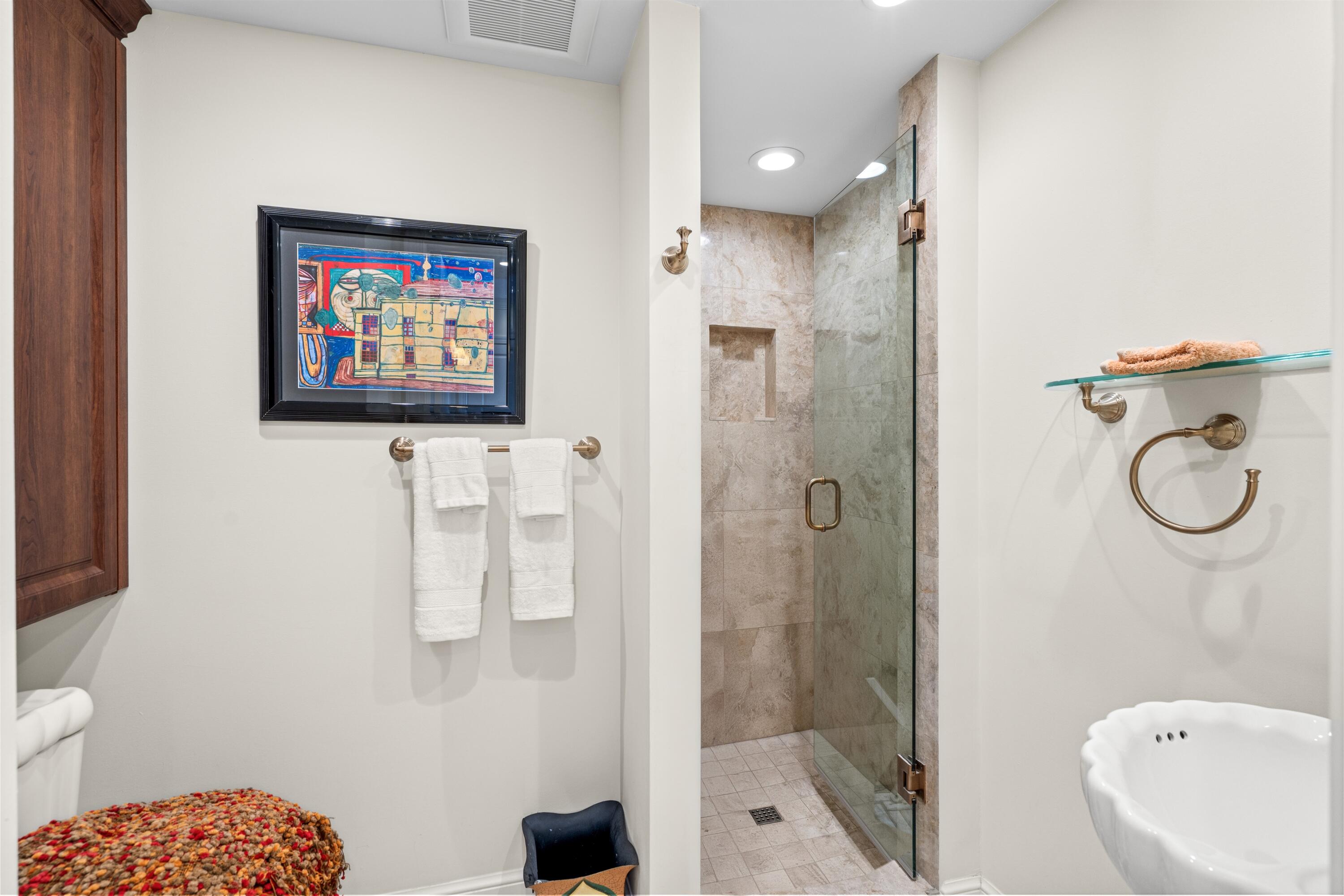 350 S OCEAN #204, Palm Beach FL 33480