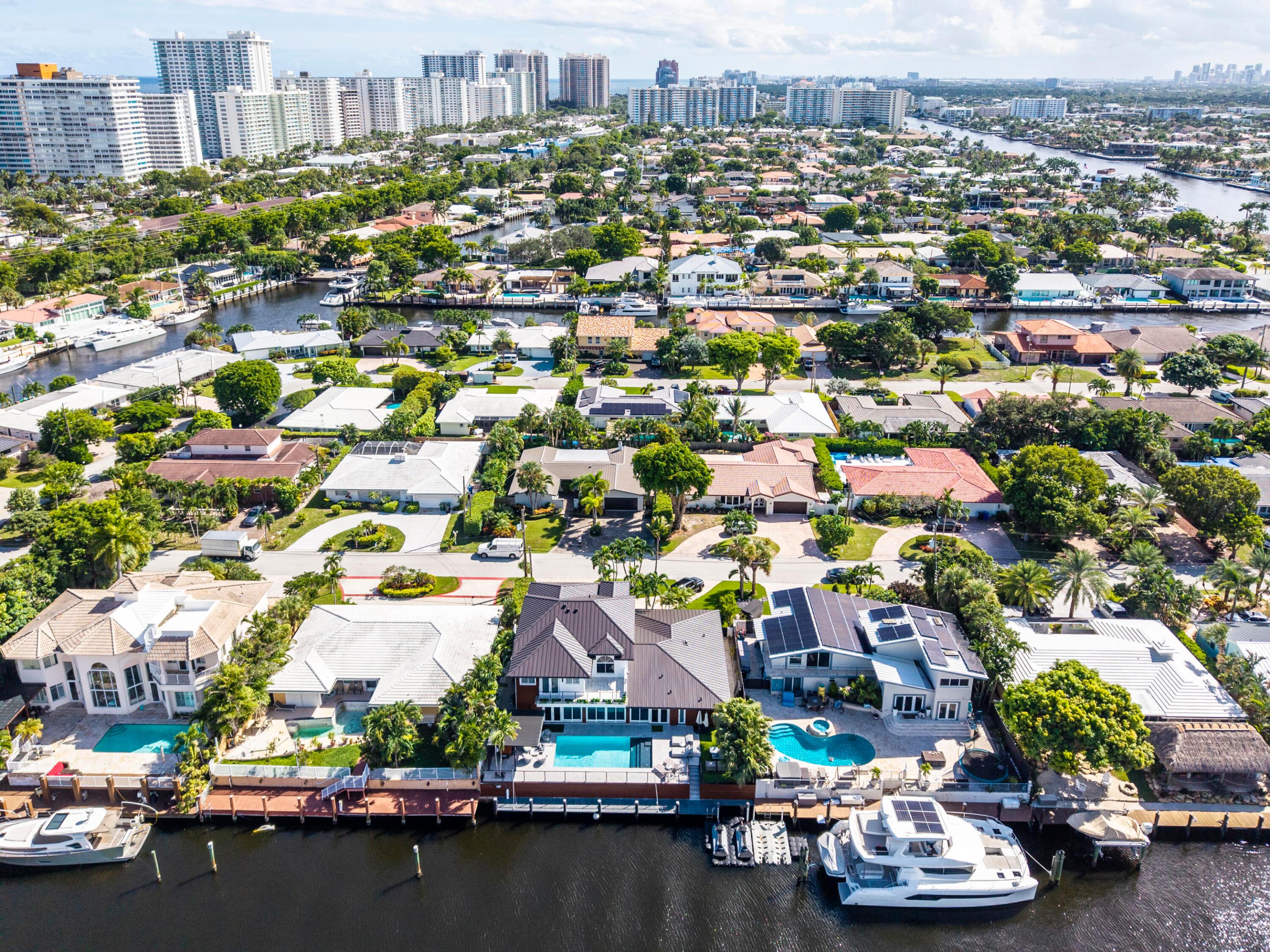 11 Castle Harbor Isle, Fort Lauderdale FL 33308