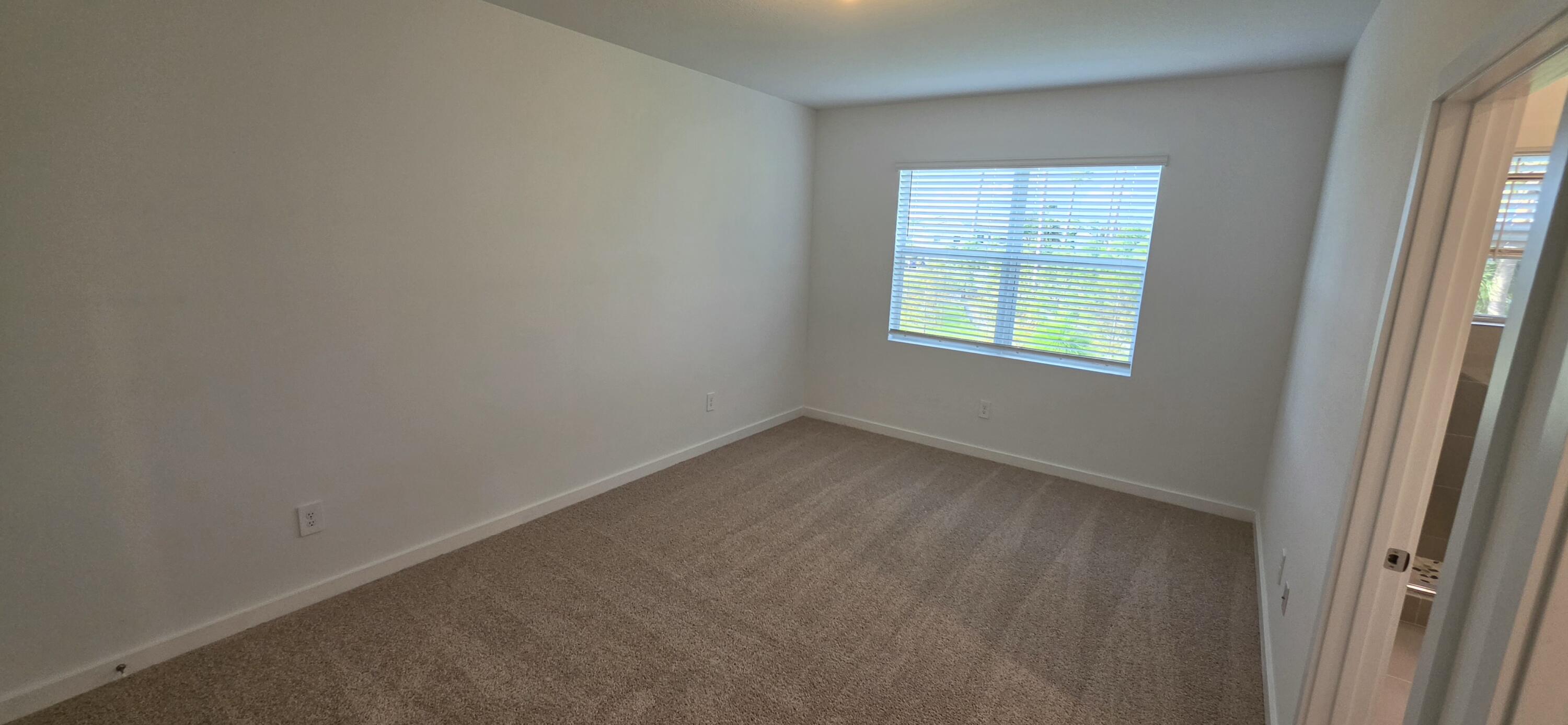 161 LAKESIDE LANDING, Royal Palm Beach FL 33411