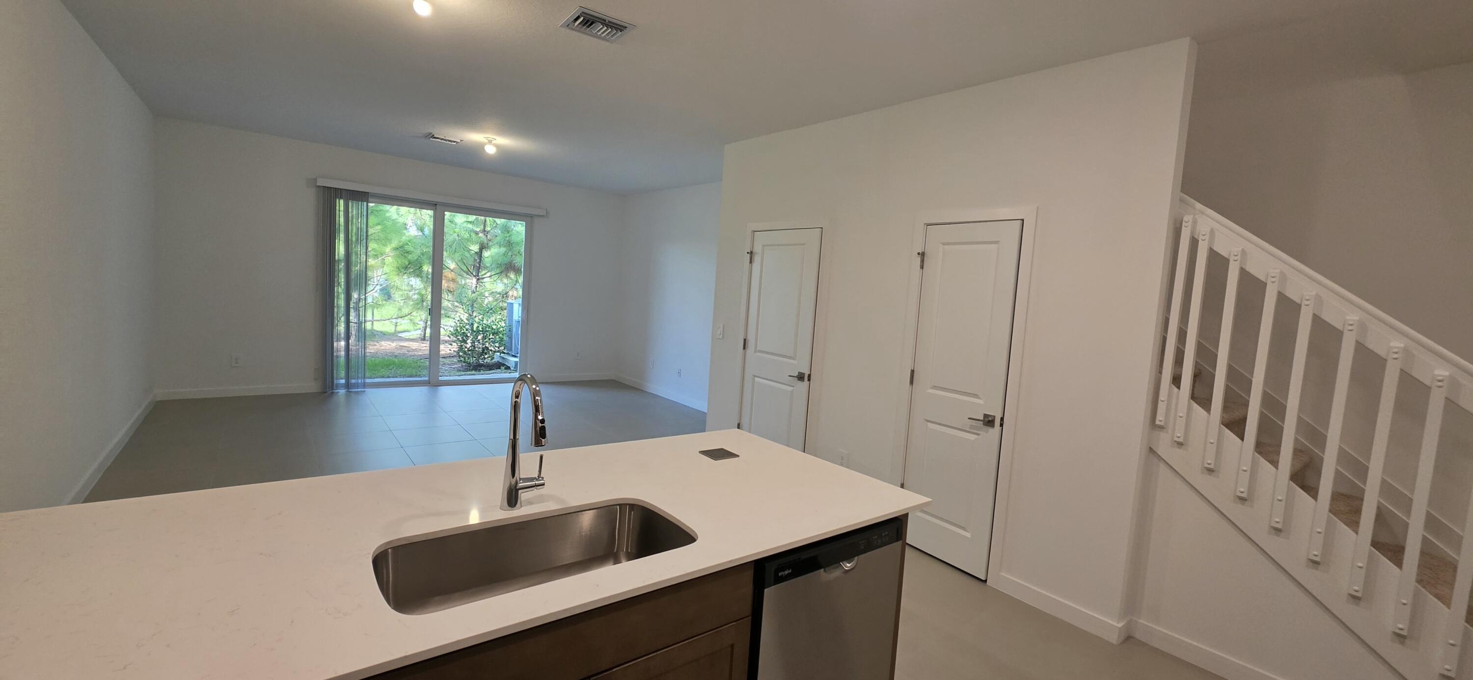 161 LAKESIDE LANDING, Royal Palm Beach FL 33411