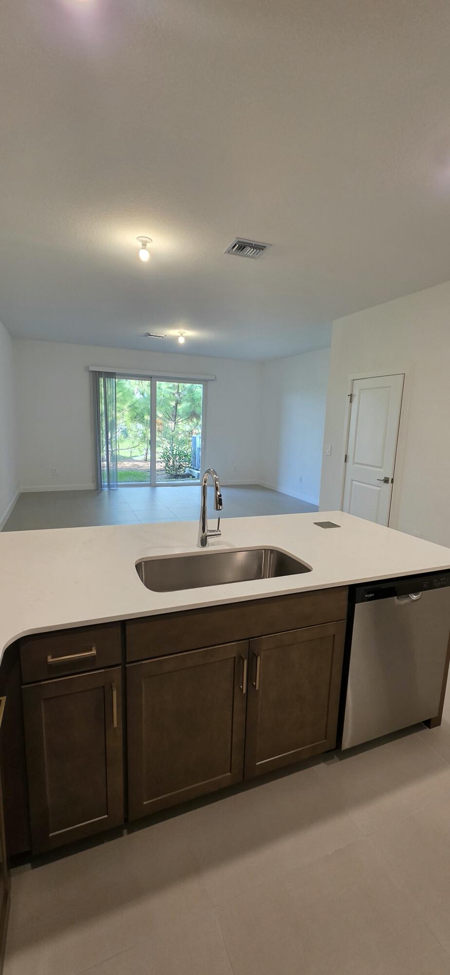 161 LAKESIDE LANDING, Royal Palm Beach FL 33411