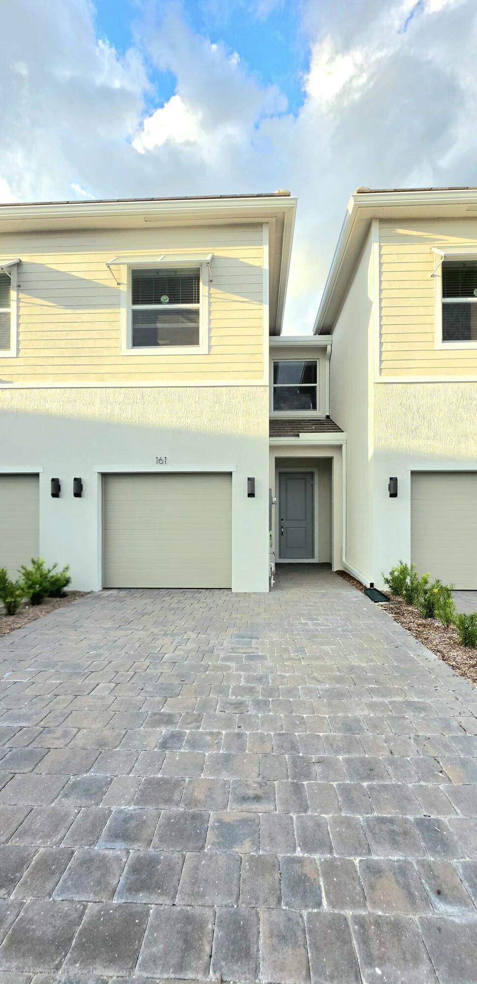 161 LAKESIDE LANDING, Royal Palm Beach FL 33411