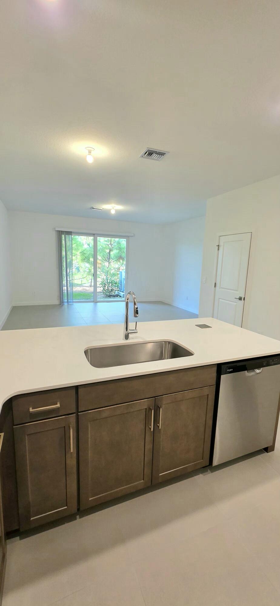 161 LAKESIDE LANDING, Royal Palm Beach FL 33411