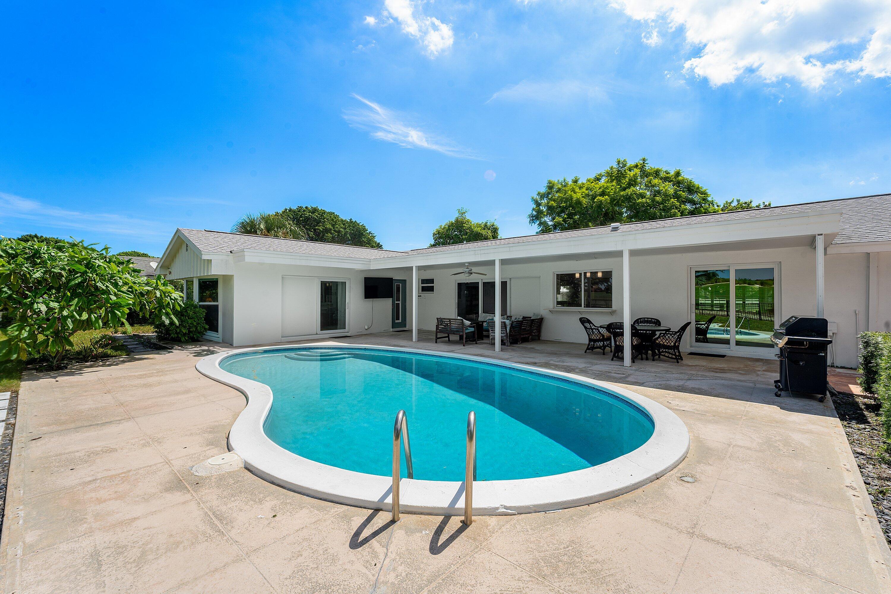 817 Anchorage, North Palm Beach FL 33408