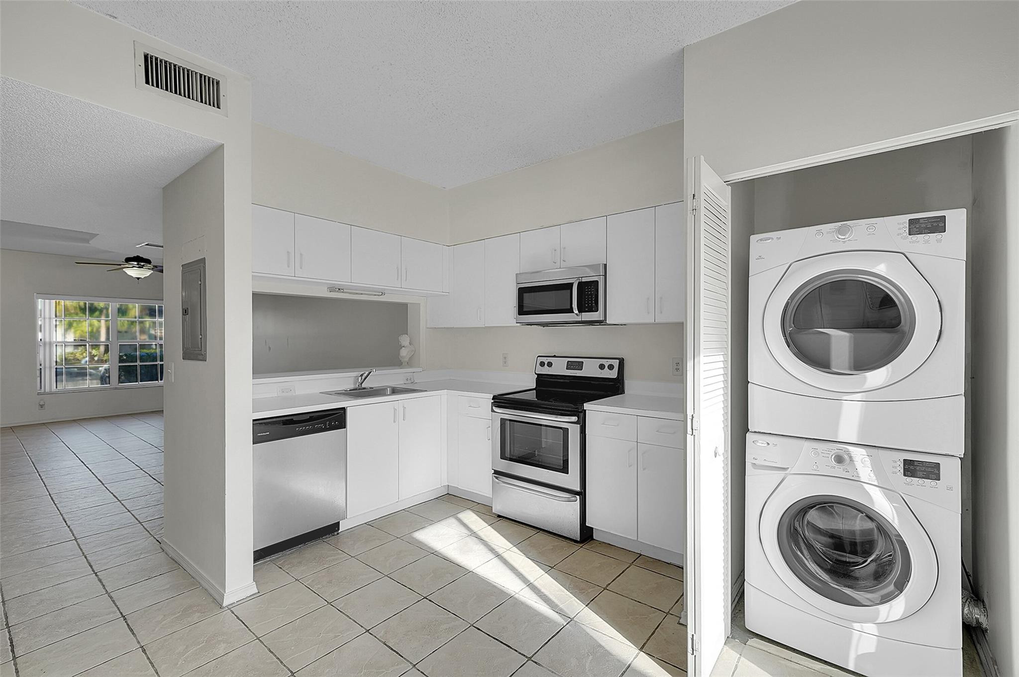 50 TRUMAN, Weston FL 33326