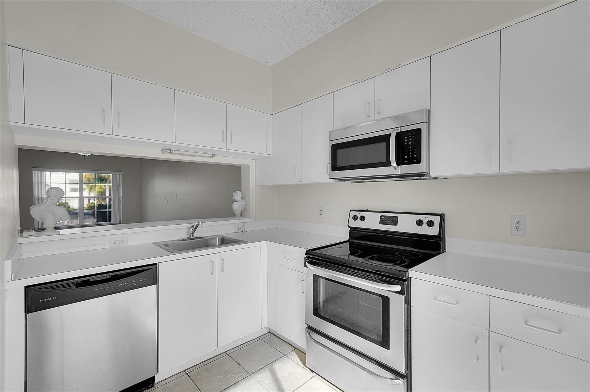 50 TRUMAN, Weston FL 33326