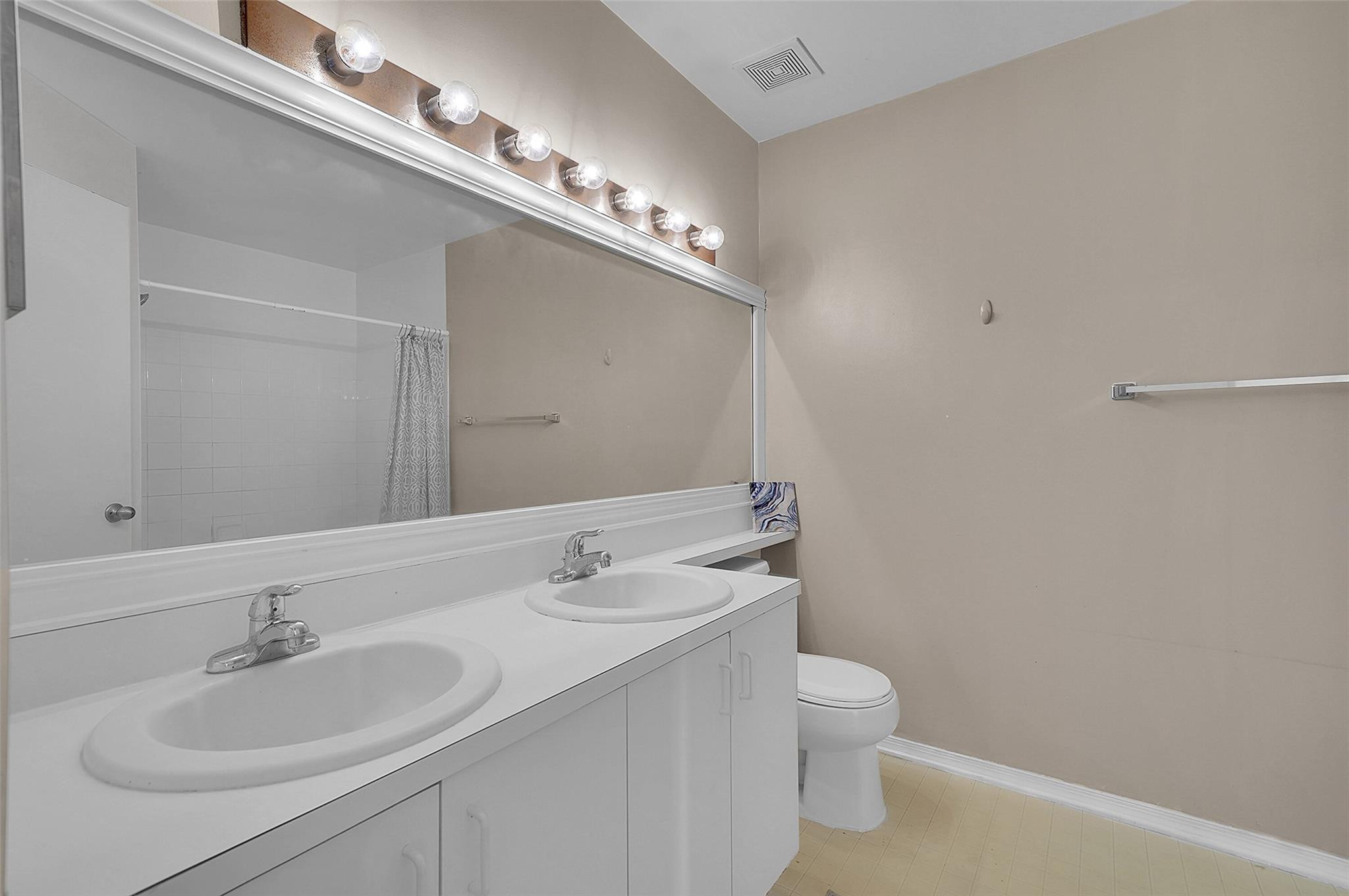 50 TRUMAN, Weston FL 33326