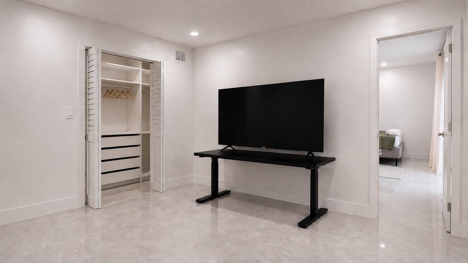 6249 BAY CLUB #3, Fort Lauderdale FL 33308