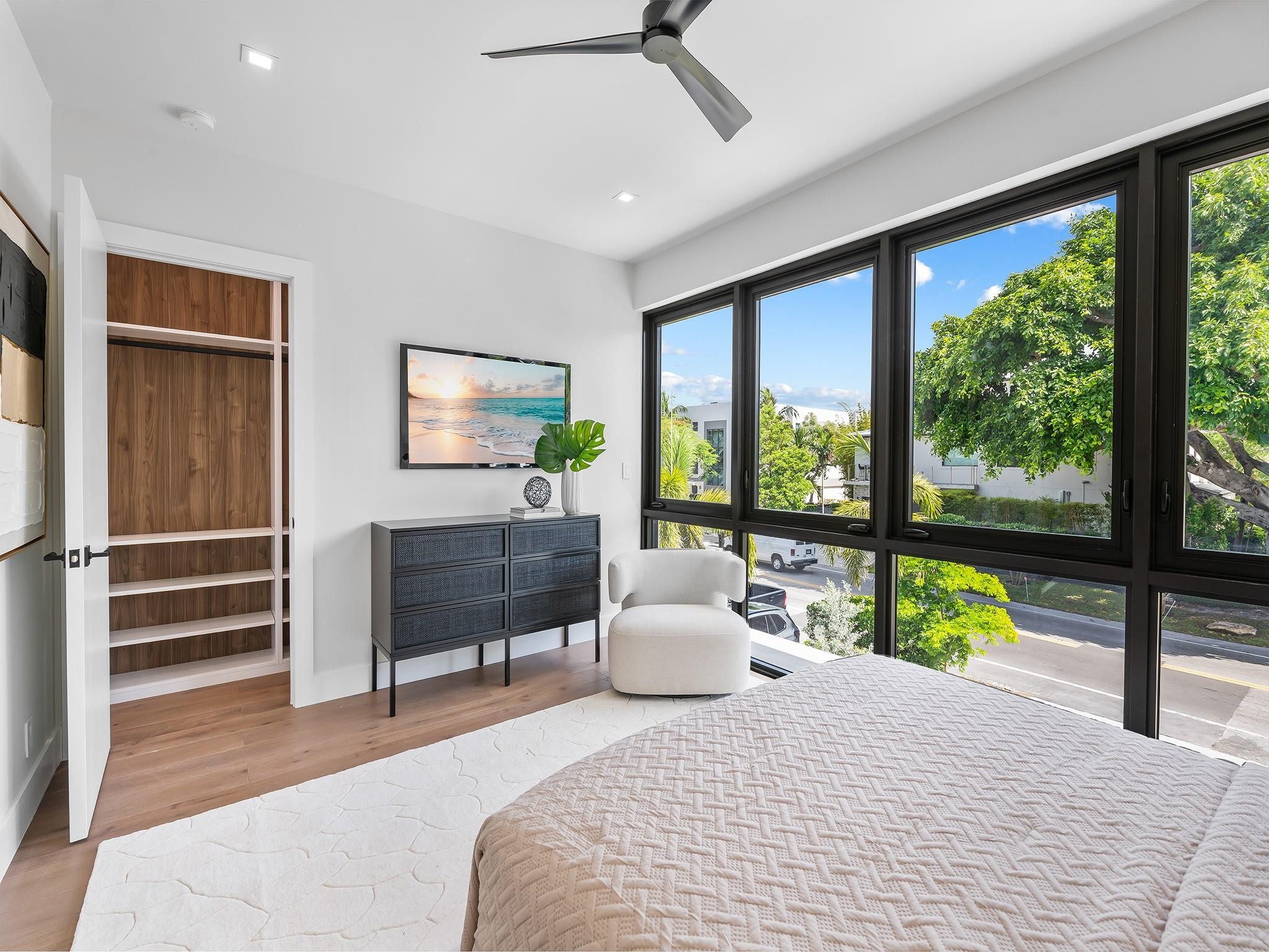 1416 NE 6th #1416, Fort Lauderdale FL 33304