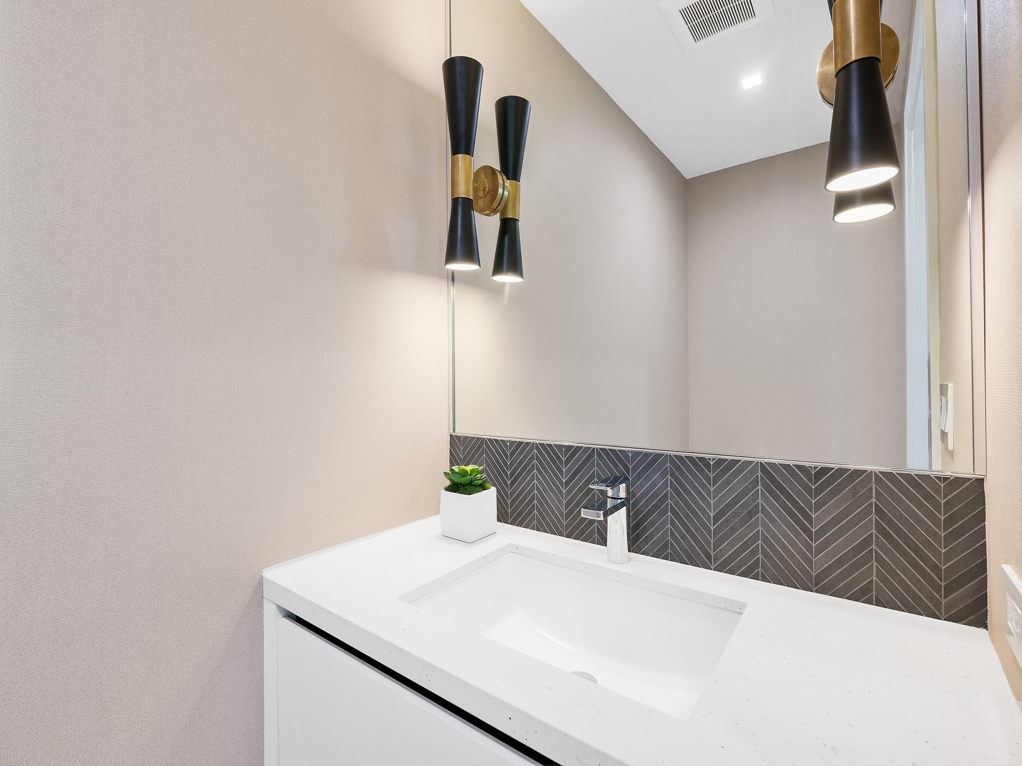 1416 NE 6th #1416, Fort Lauderdale FL 33304