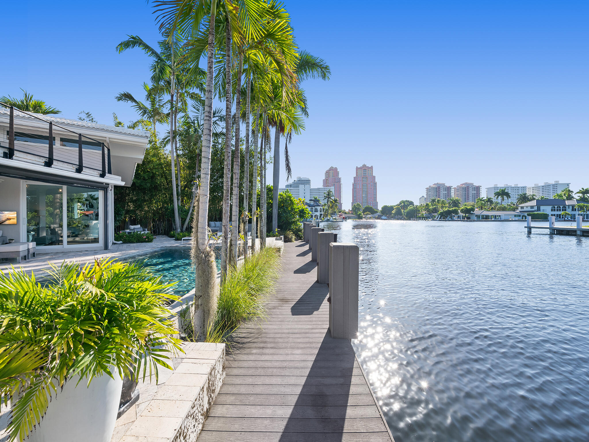 2880 NE 24TH, Fort Lauderdale FL 33305