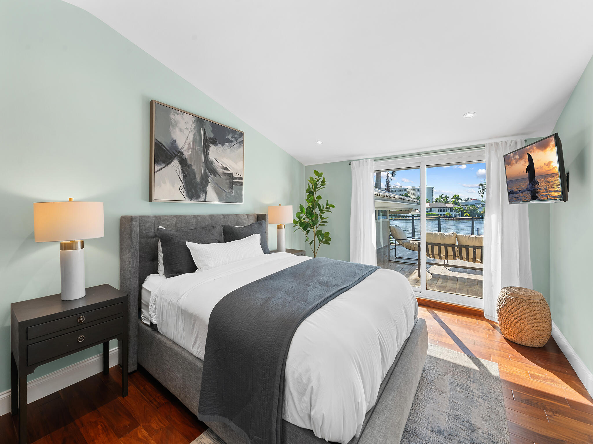 2880 NE 24TH, Fort Lauderdale FL 33305