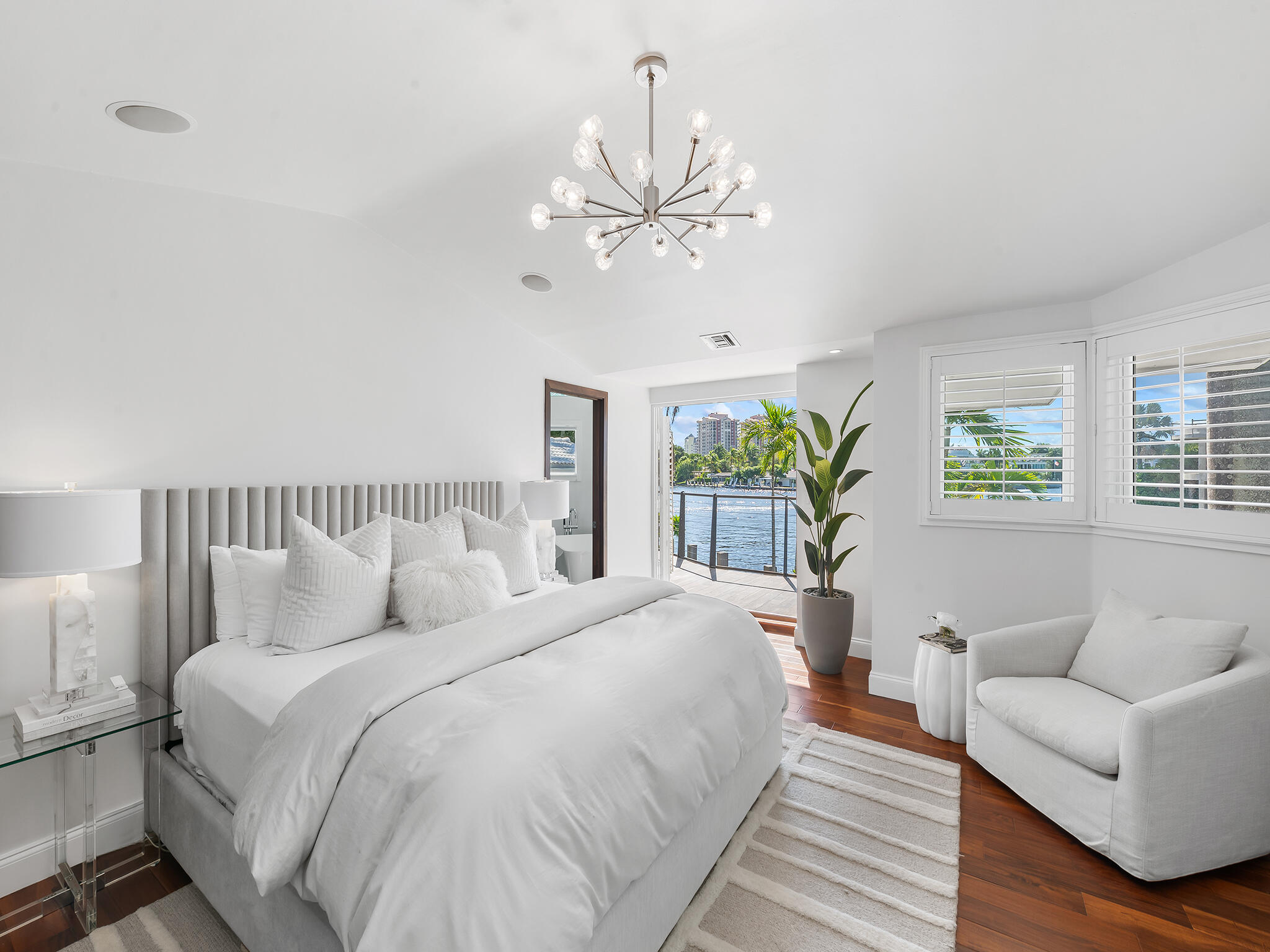 2880 NE 24TH, Fort Lauderdale FL 33305
