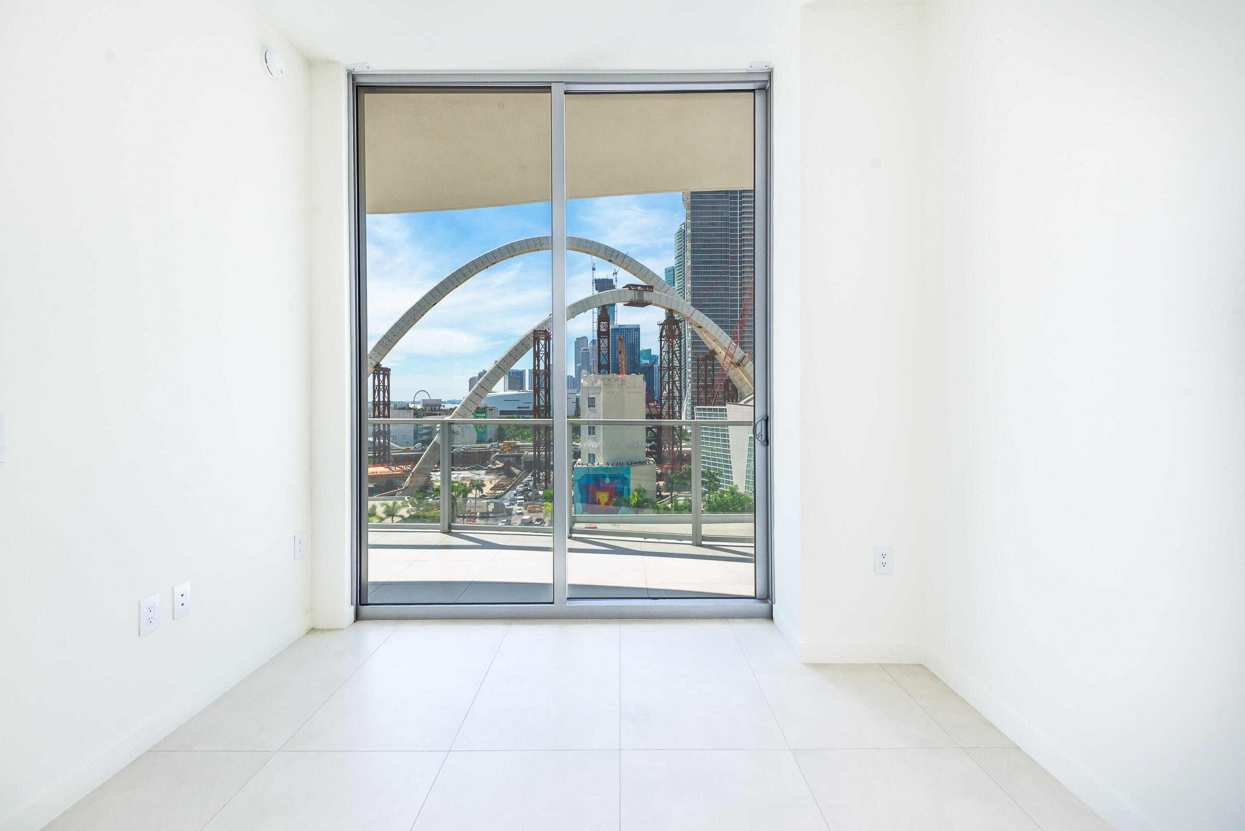 1400 Biscayne #901, Miami FL 33132