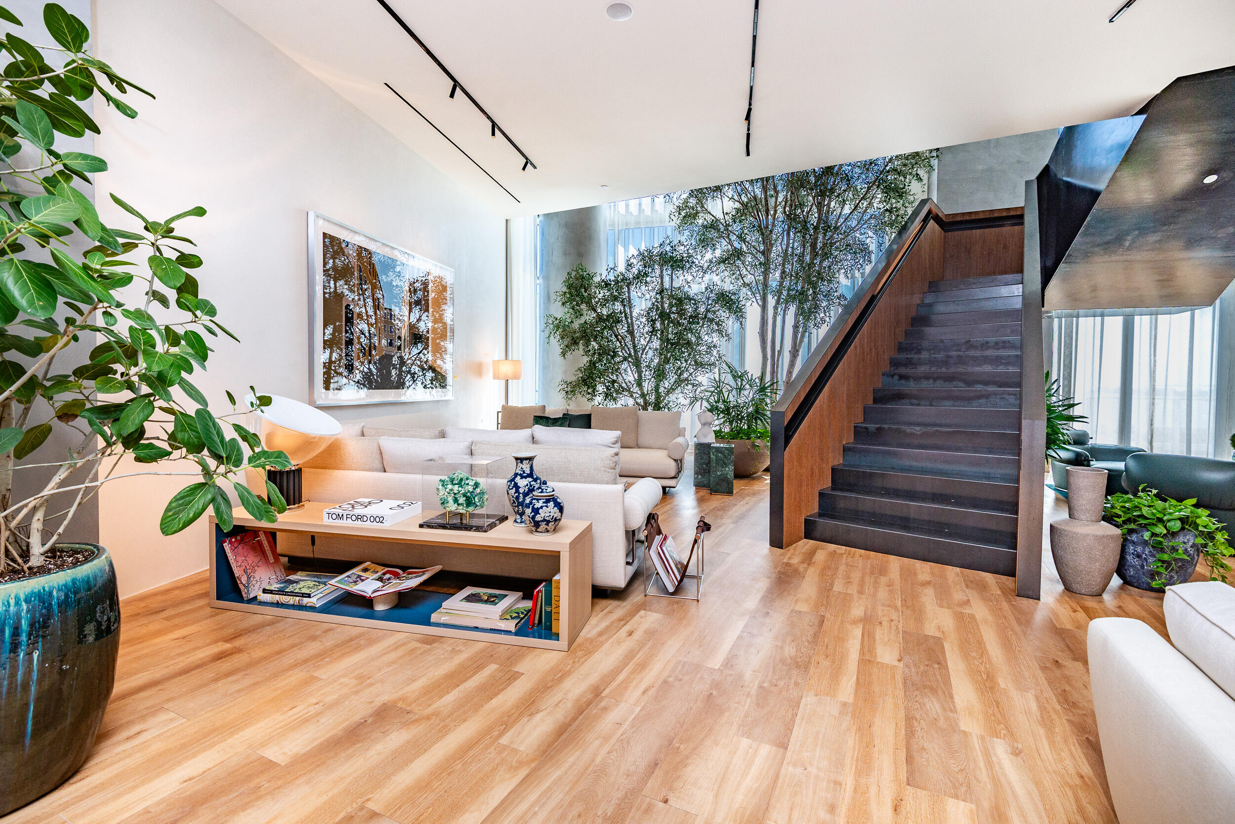 1400 Biscayne #901, Miami FL 33132