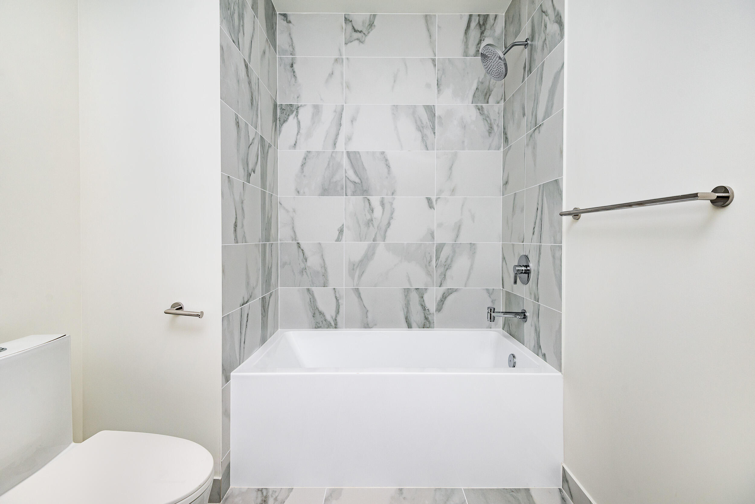 1400 Biscayne #901, Miami FL 33132