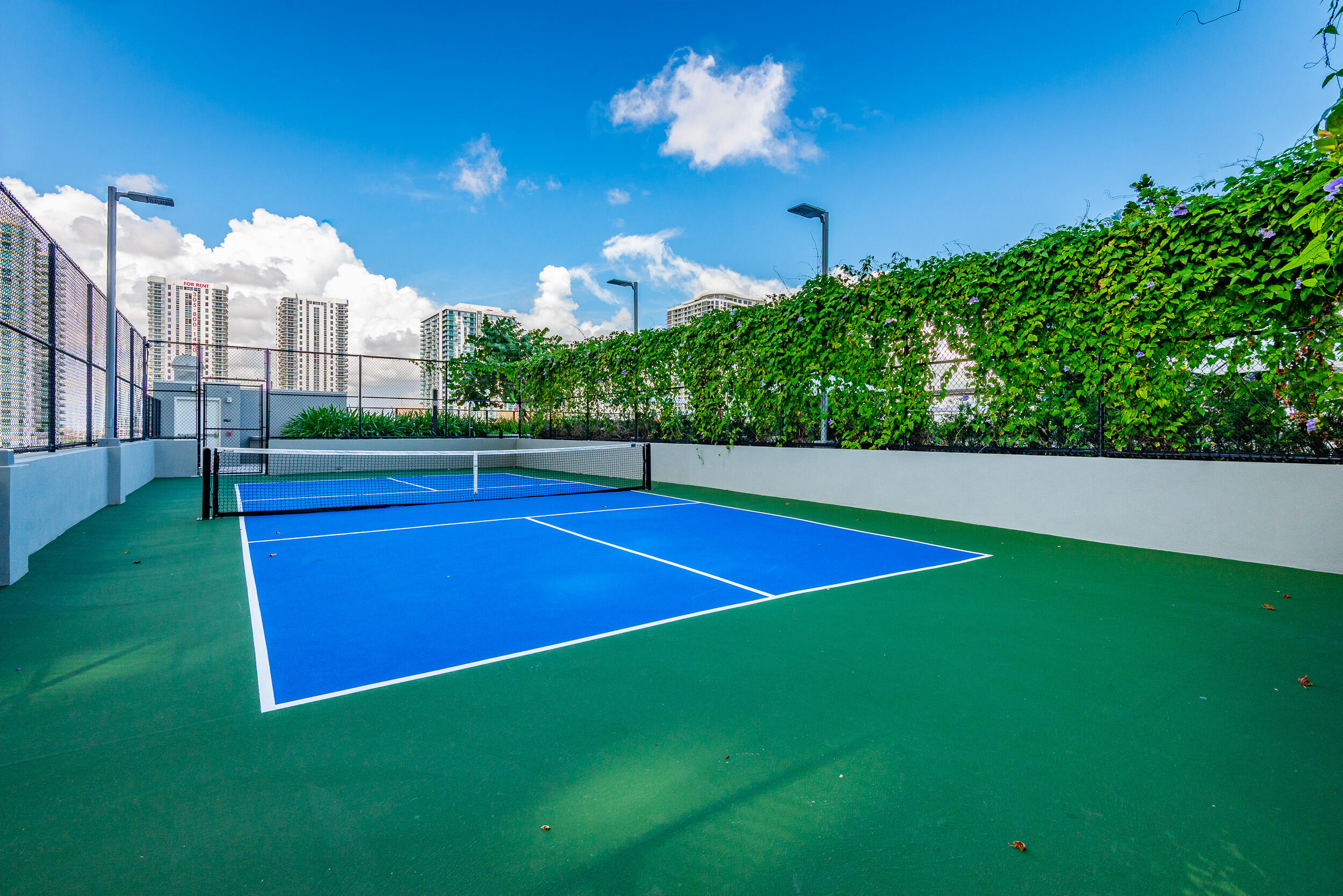 1400 Biscayne #901, Miami FL 33132