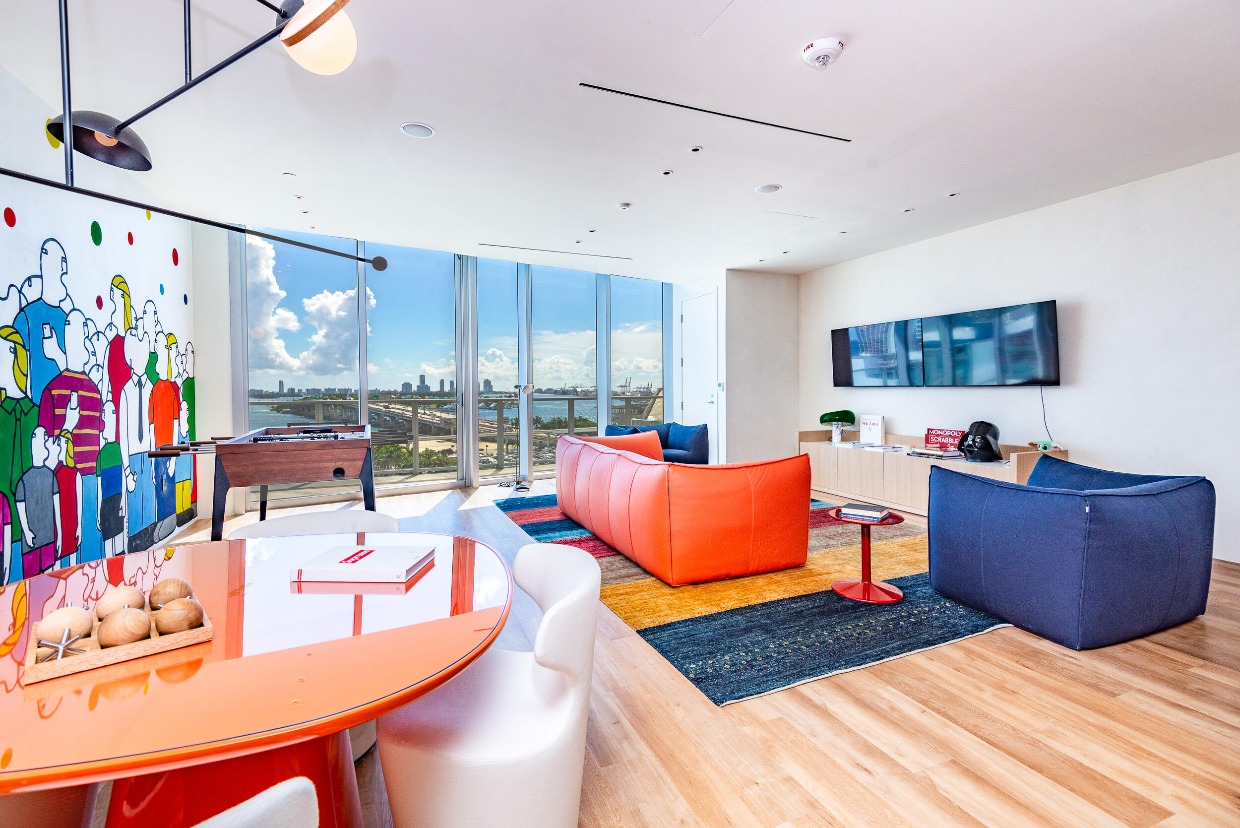 1400 Biscayne #901, Miami FL 33132