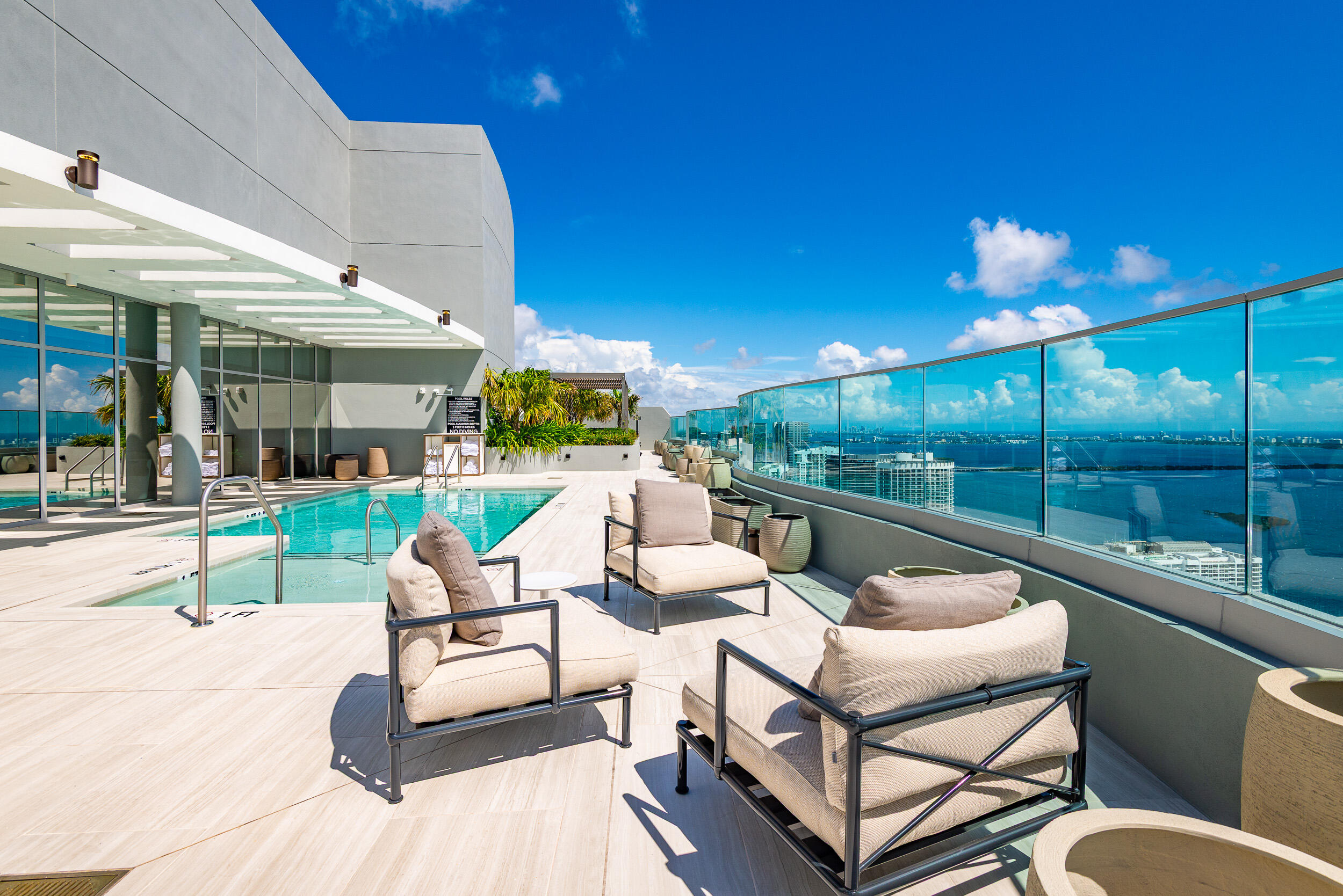 1400 Biscayne #901, Miami FL 33132
