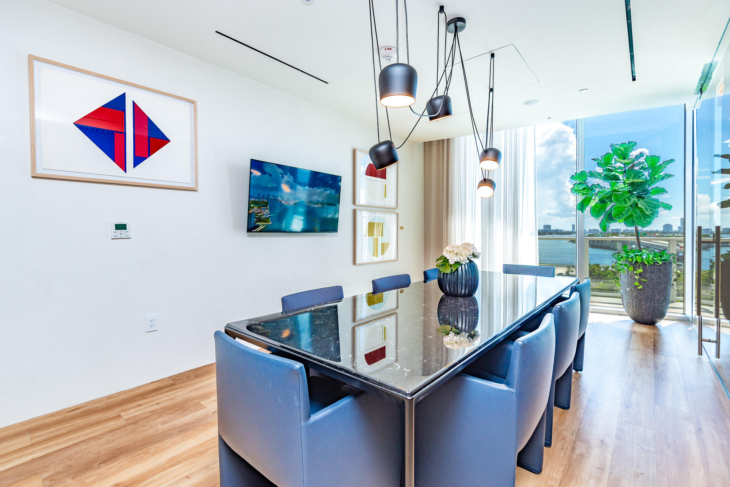 1400 Biscayne #901, Miami FL 33132