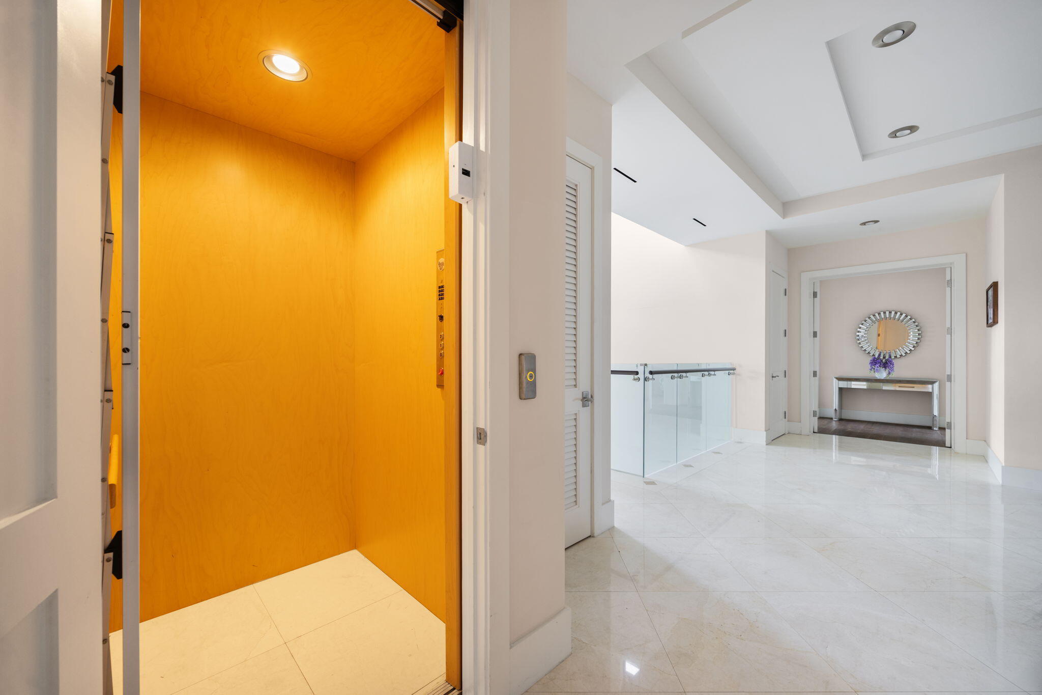 301 SAN MARCO, Fort Lauderdale FL 33301