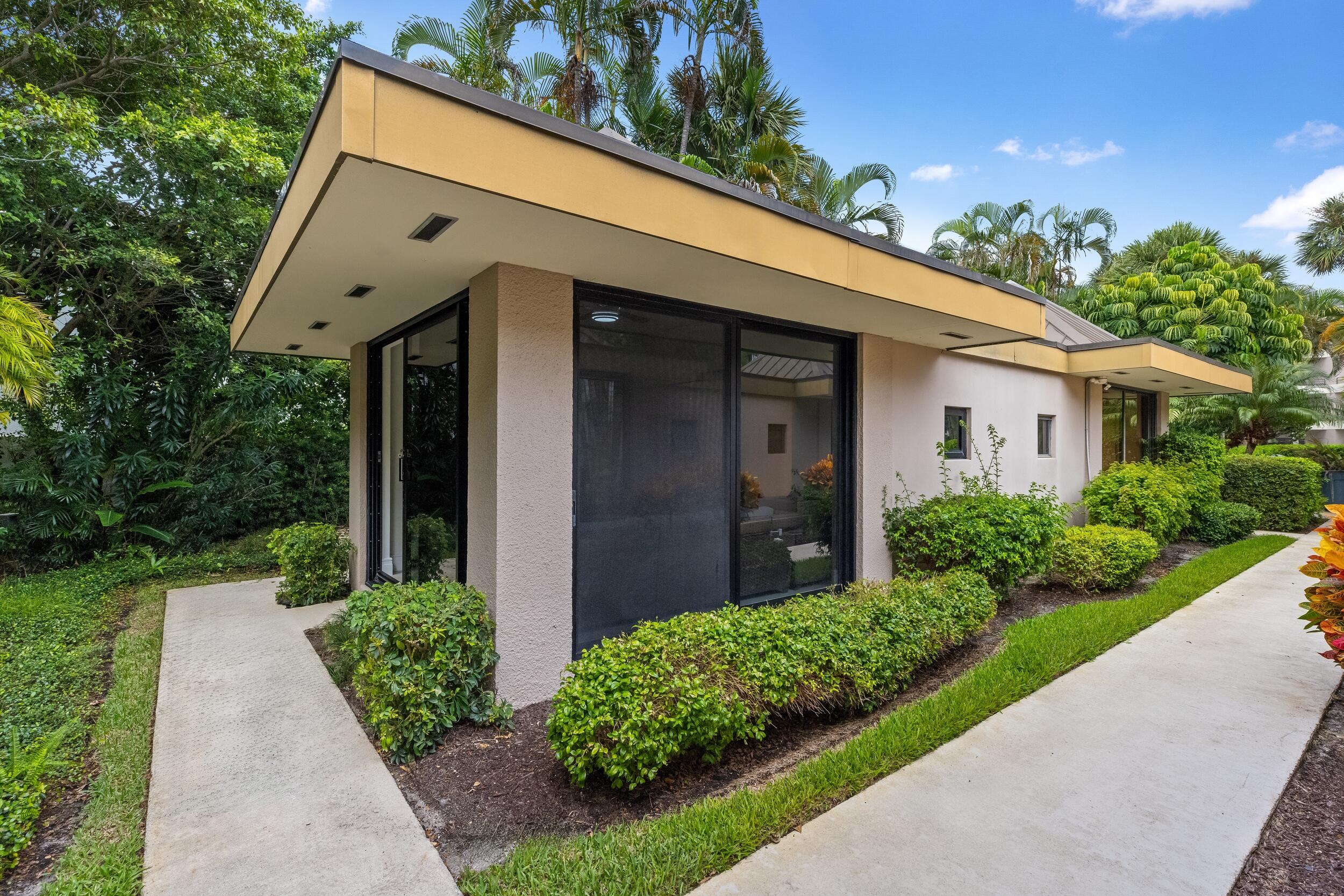 120 Sunset #W 4 A, Palm Beach FL 33480