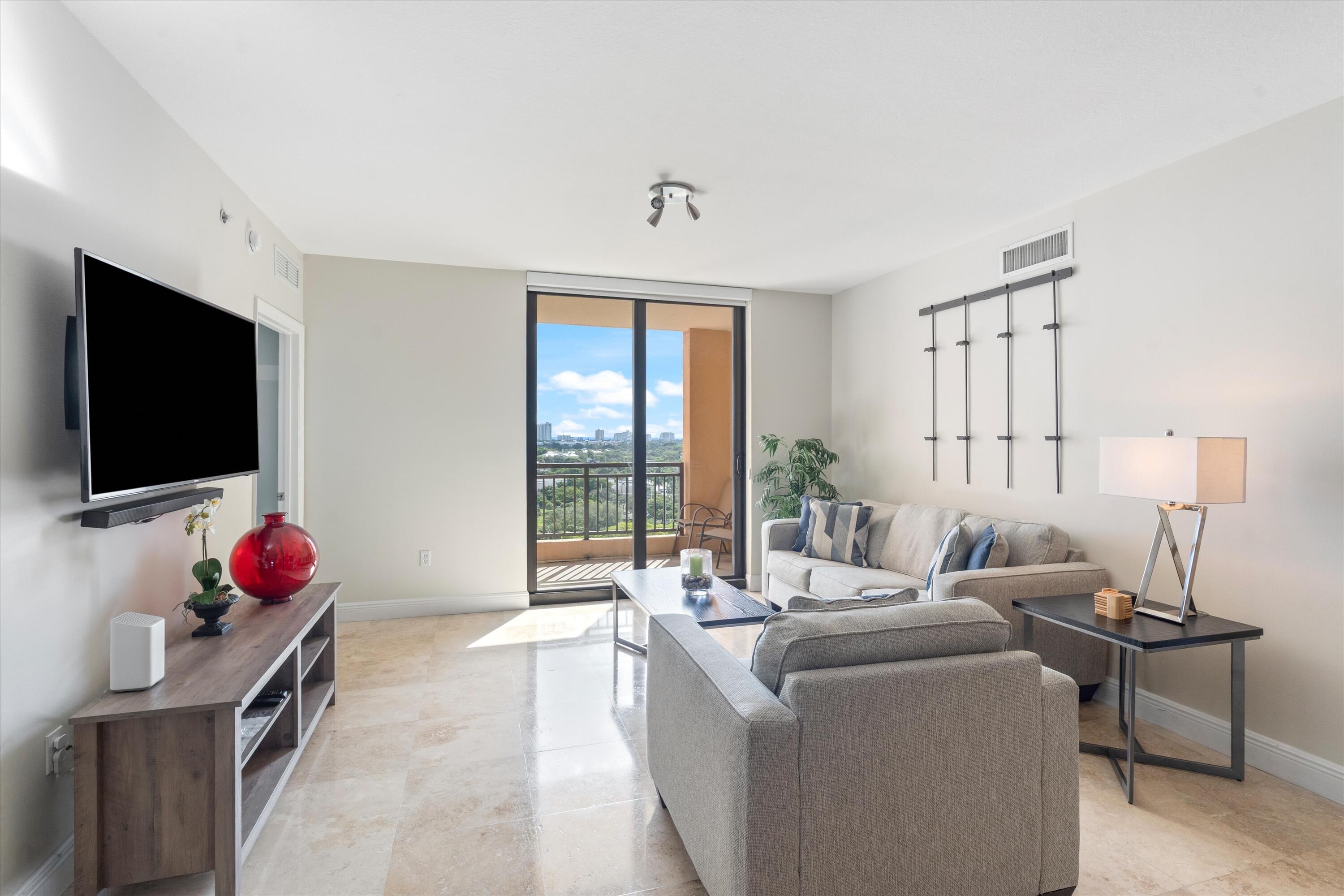 110 N FEDERAL #1214, Fort Lauderdale FL 33301