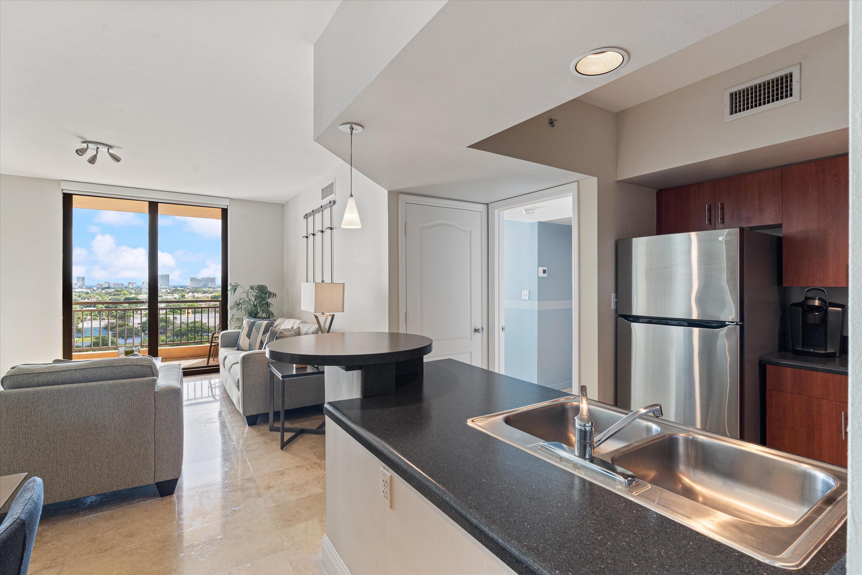 110 N FEDERAL #1214, Fort Lauderdale FL 33301