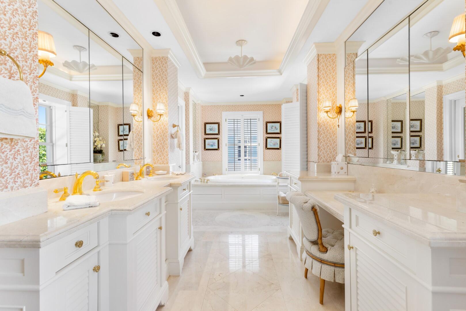 320 El Vedado, Palm Beach FL 33480
