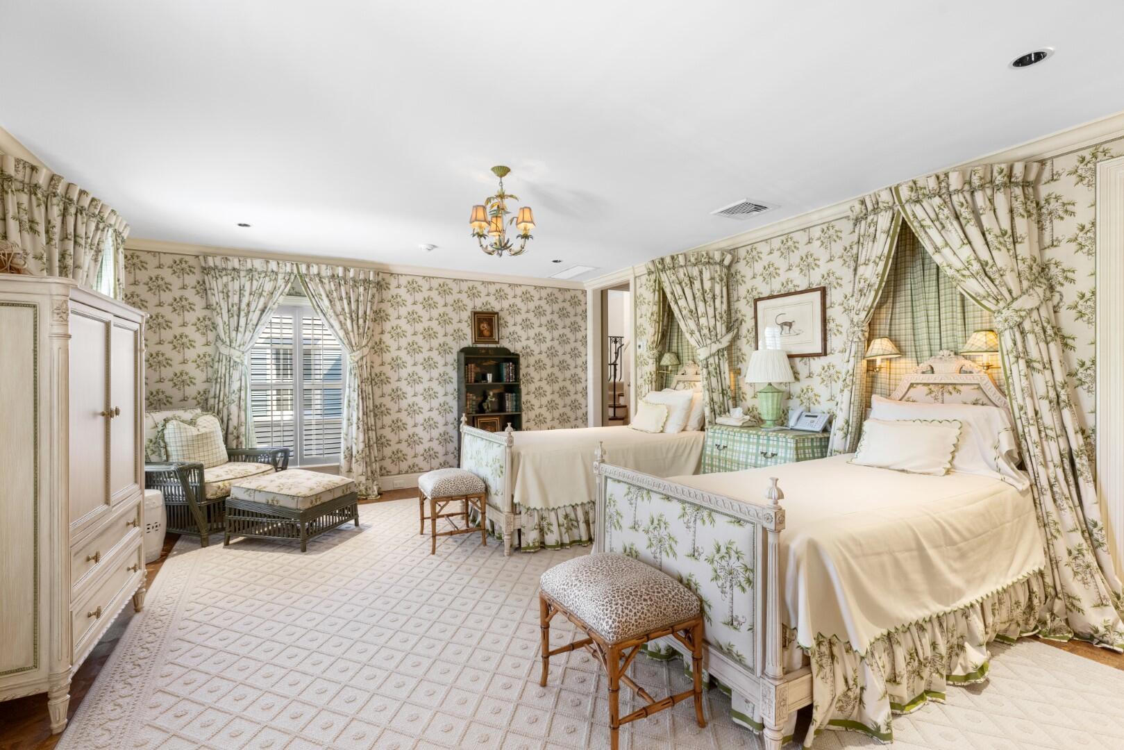 320 El Vedado, Palm Beach FL 33480