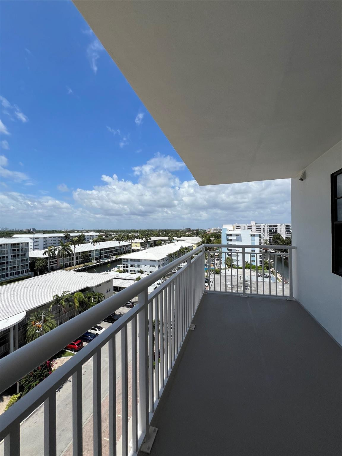 3100 NE 48th #805, Fort Lauderdale FL 33308
