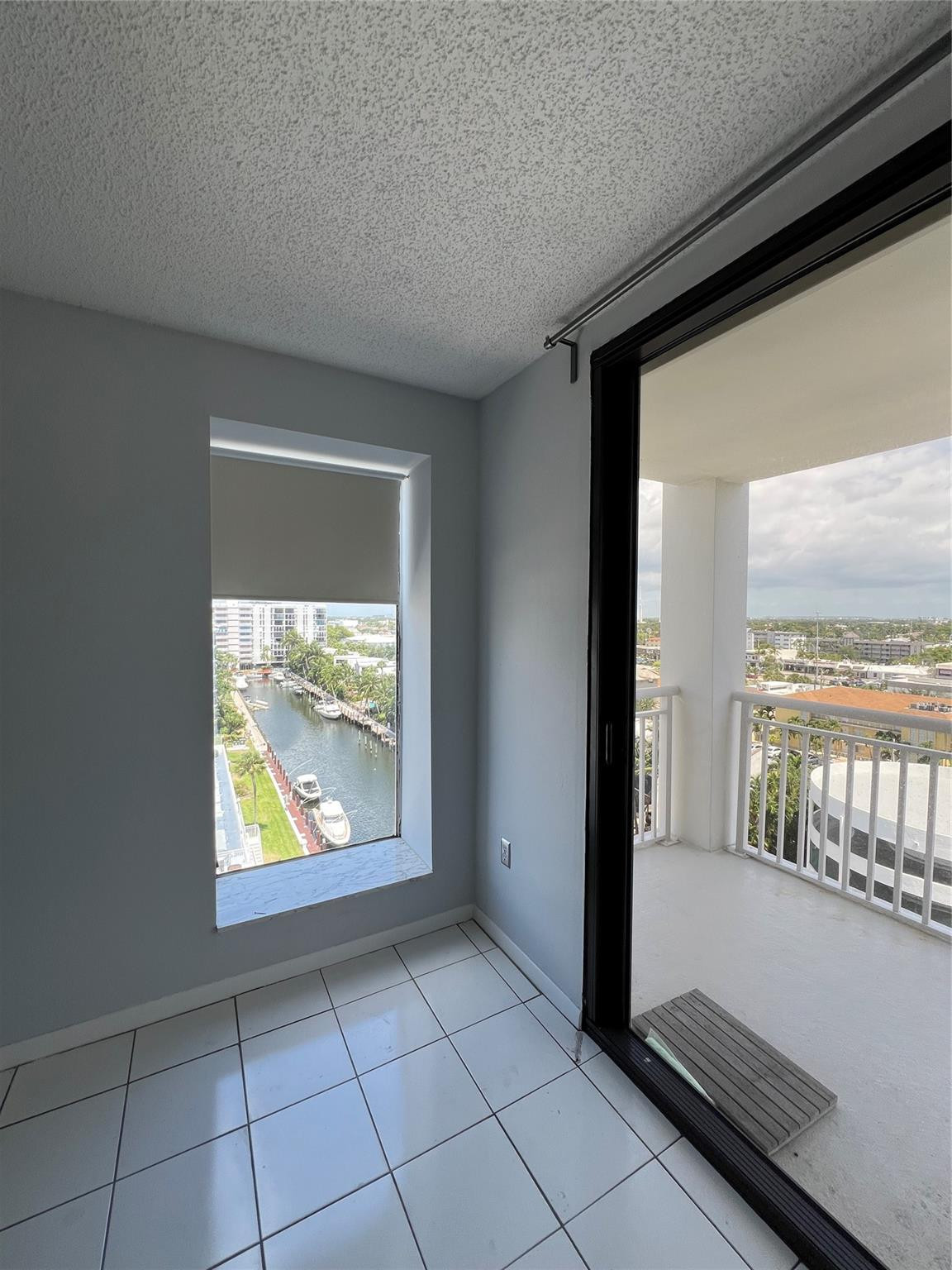 3100 NE 48th #805, Fort Lauderdale FL 33308