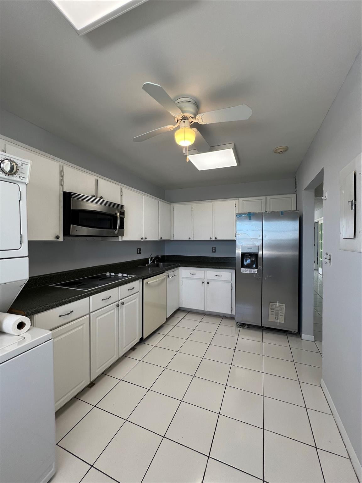 3100 NE 48th #805, Fort Lauderdale FL 33308