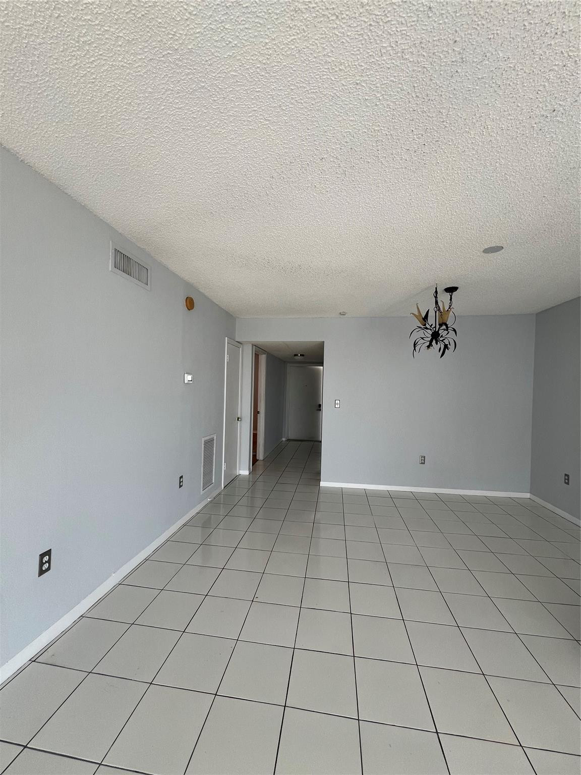 3100 NE 48th #805, Fort Lauderdale FL 33308