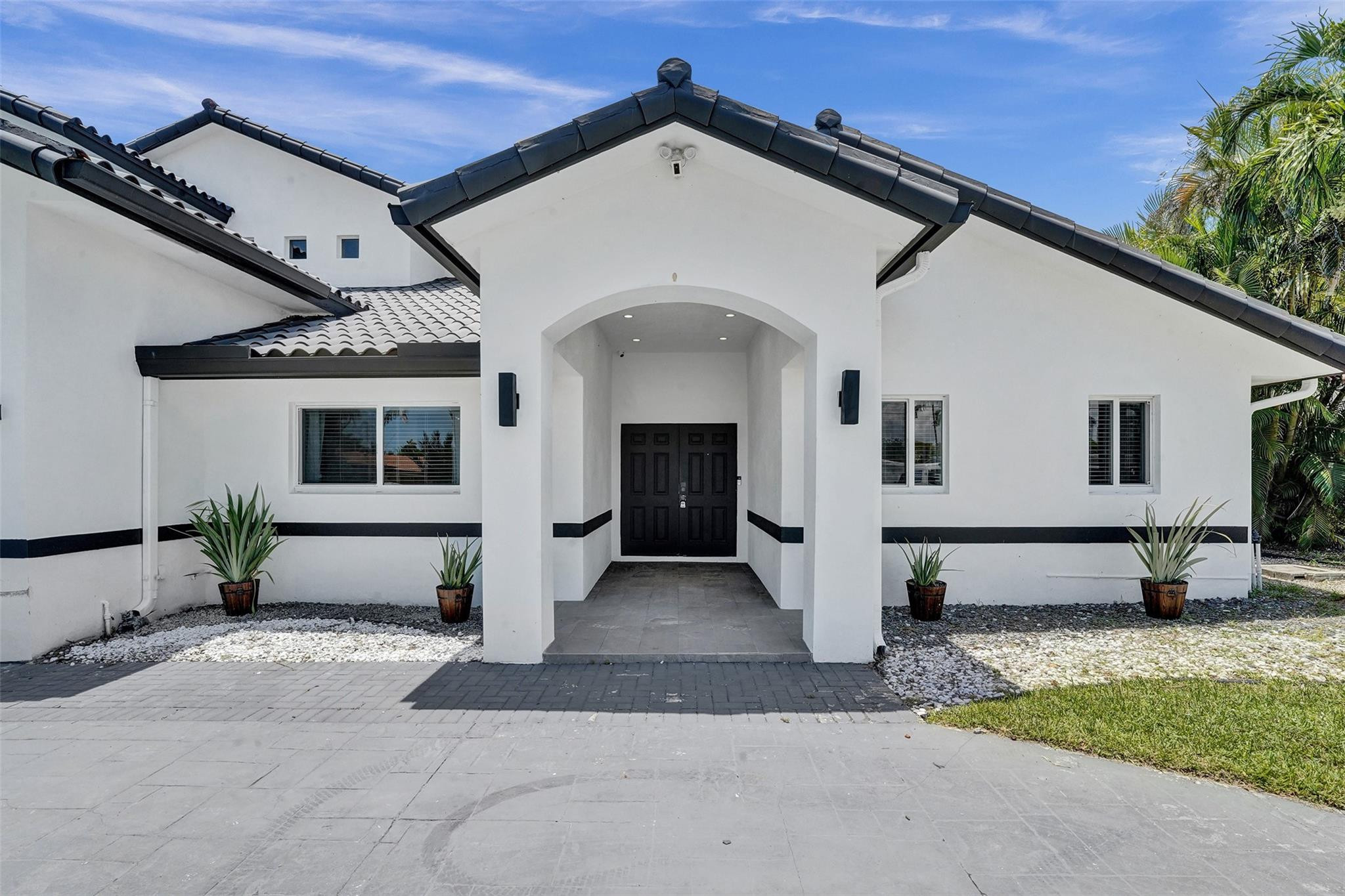 2256 SE 10TH, Pompano Beach FL 33062