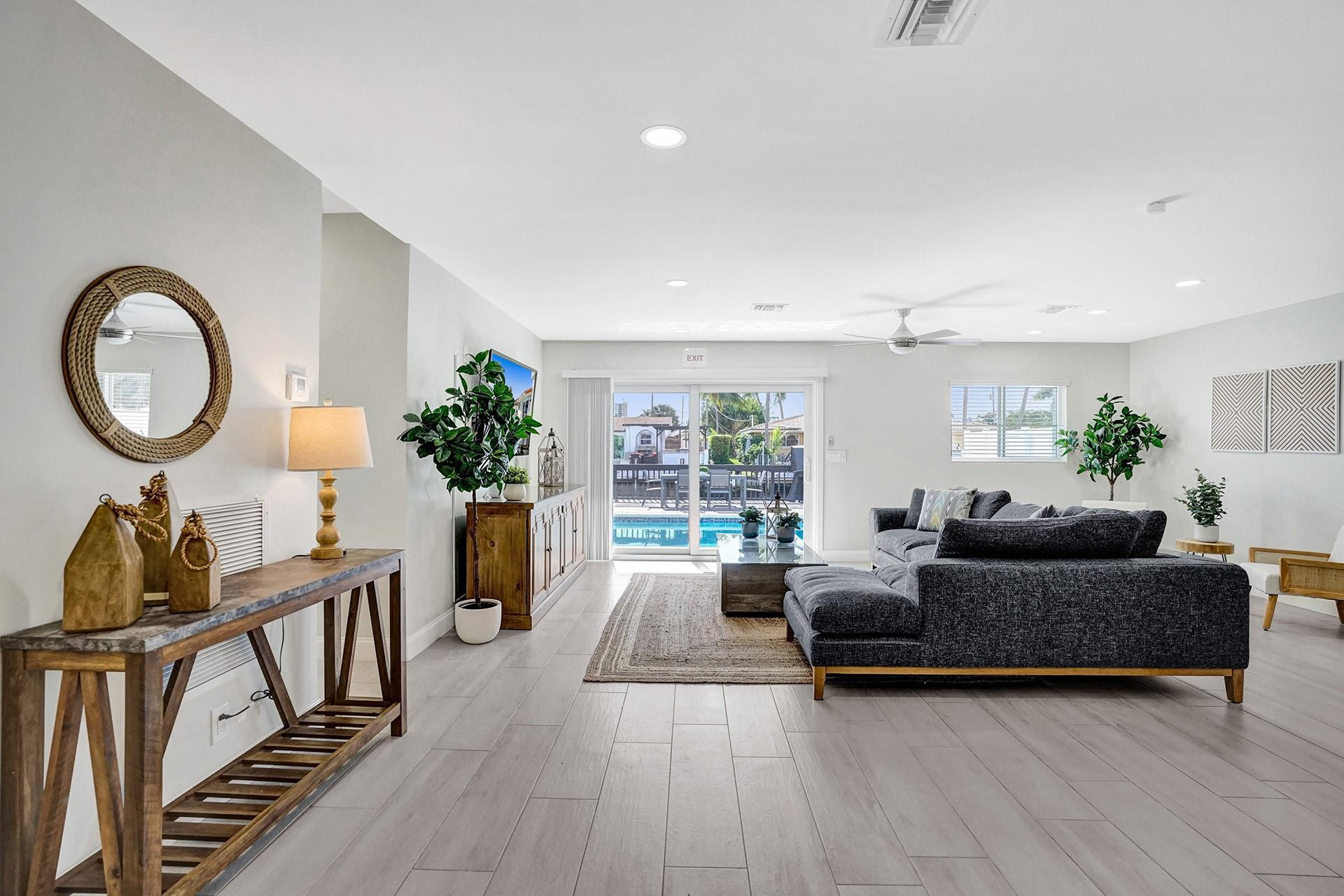 2256 SE 10TH, Pompano Beach FL 33062