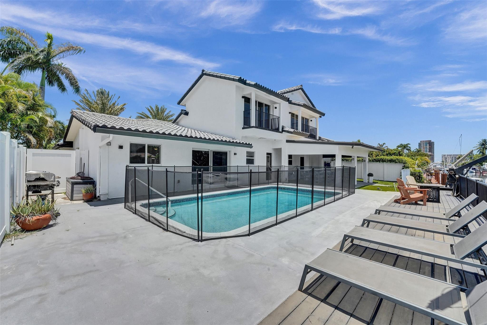 2256 SE 10TH, Pompano Beach FL 33062