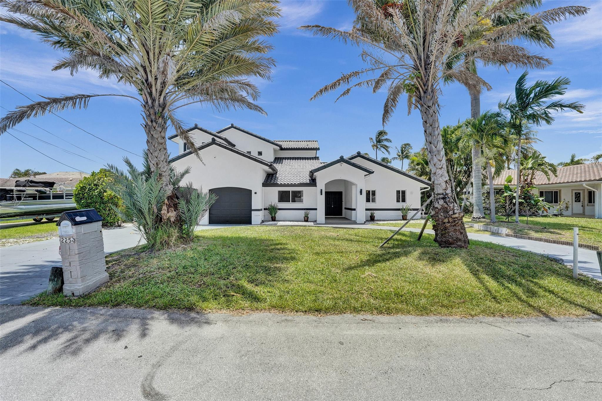 2256 SE 10TH, Pompano Beach FL 33062