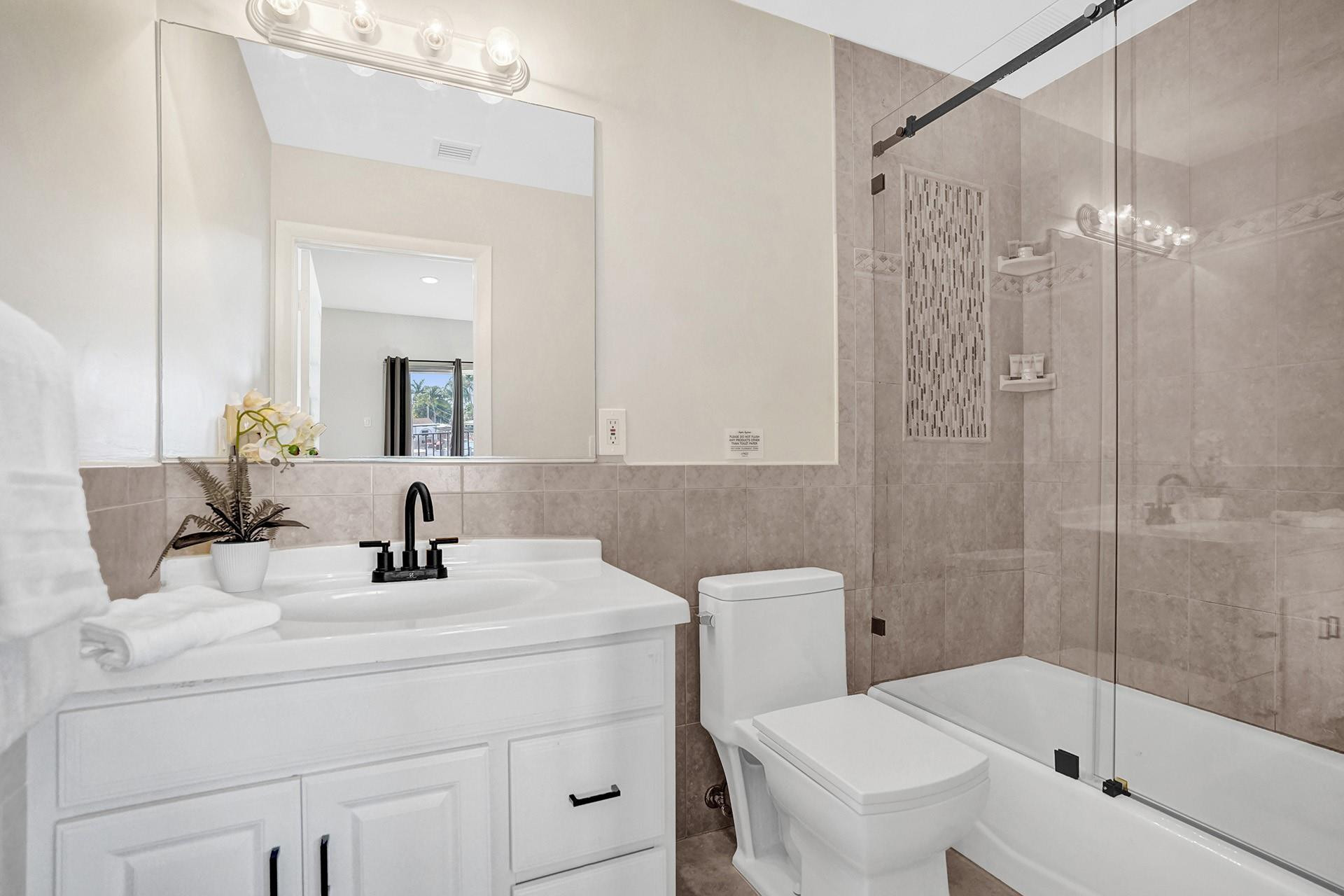 2256 SE 10TH, Pompano Beach FL 33062