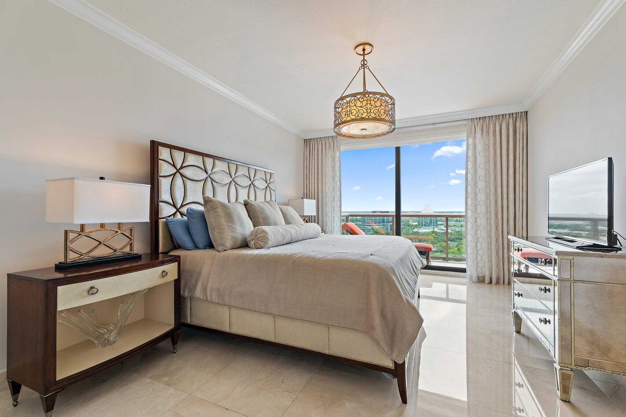 3620 Gardens #1602b, Palm Beach Gardens FL 33410