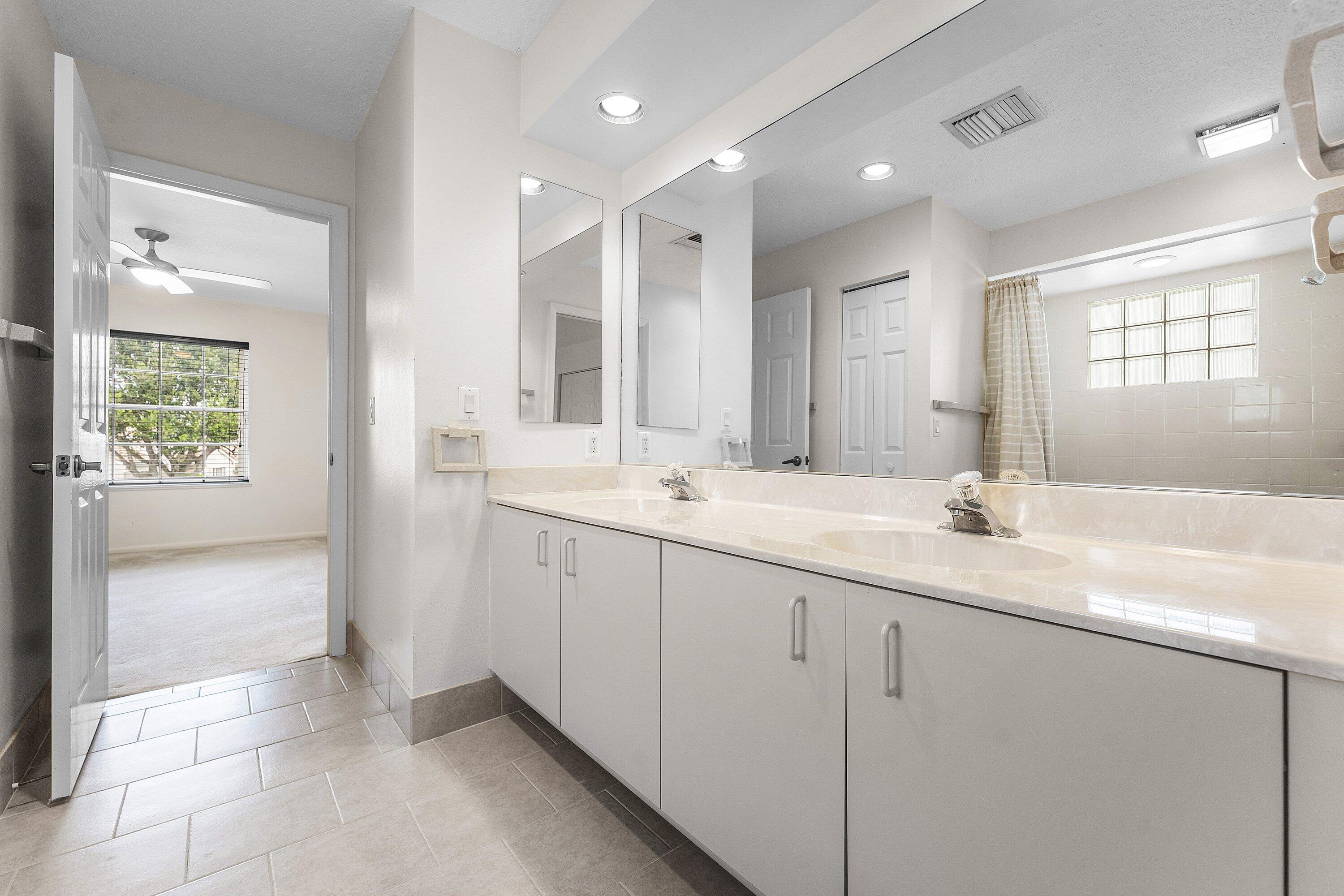 23350 Torre, Boca Raton FL 33433
