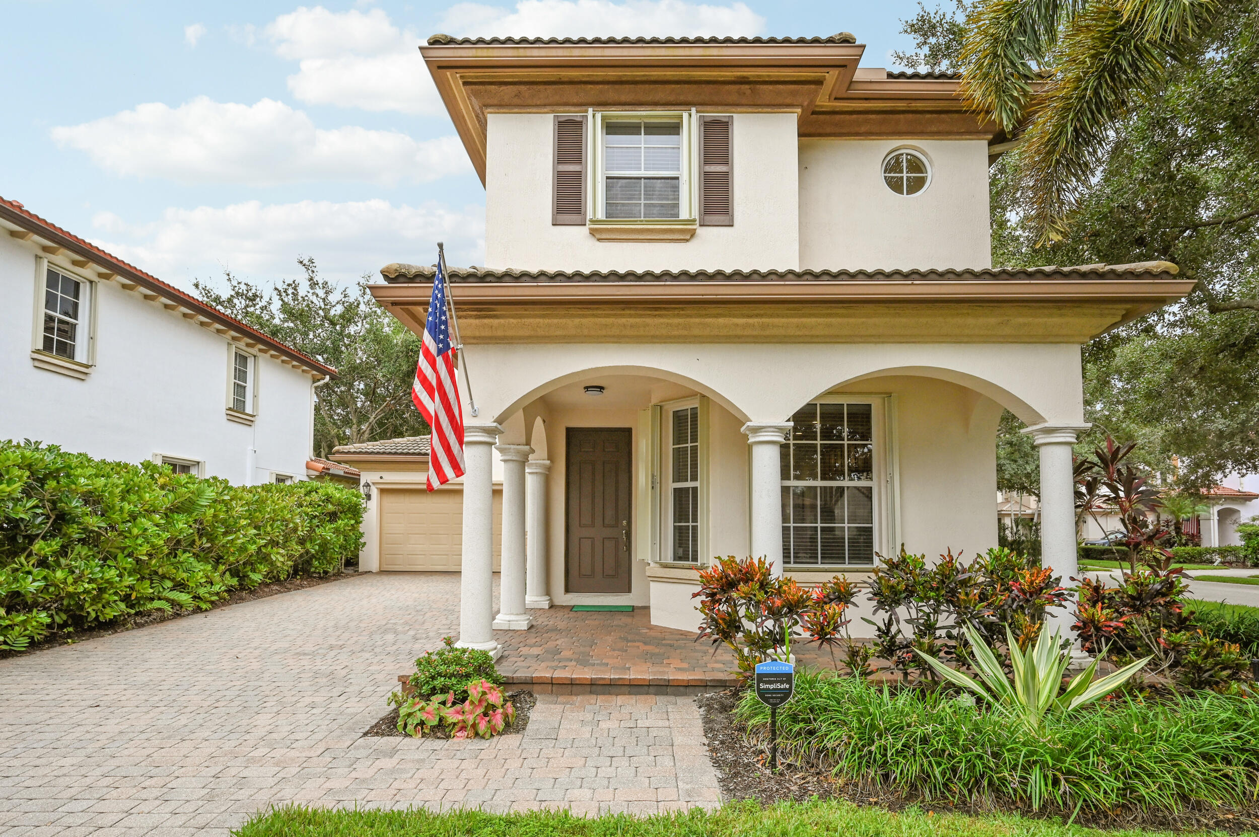 654 CASTLE, Palm Beach Gardens FL 33410